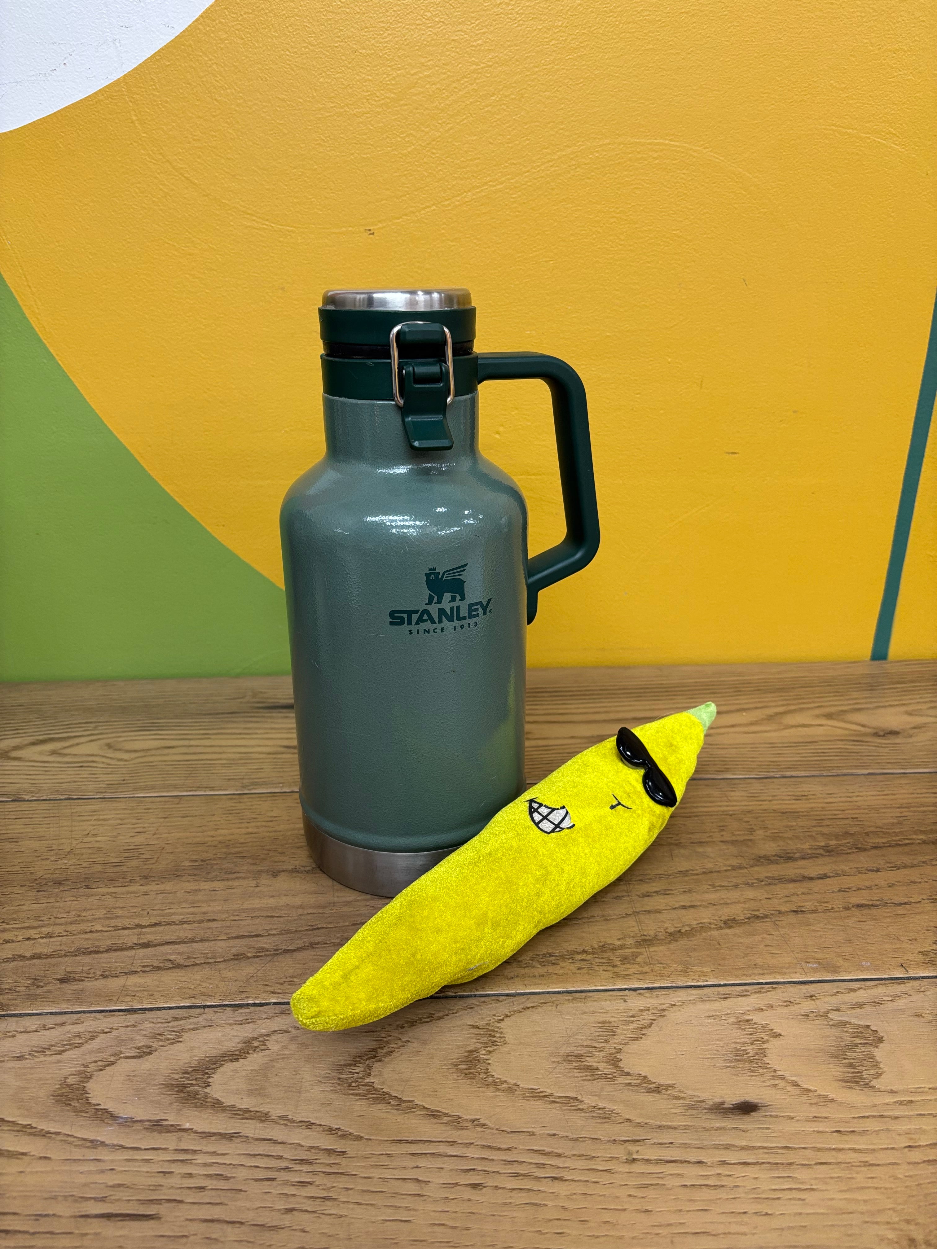 Stanley Classic Easy Pour Growler 1.9L