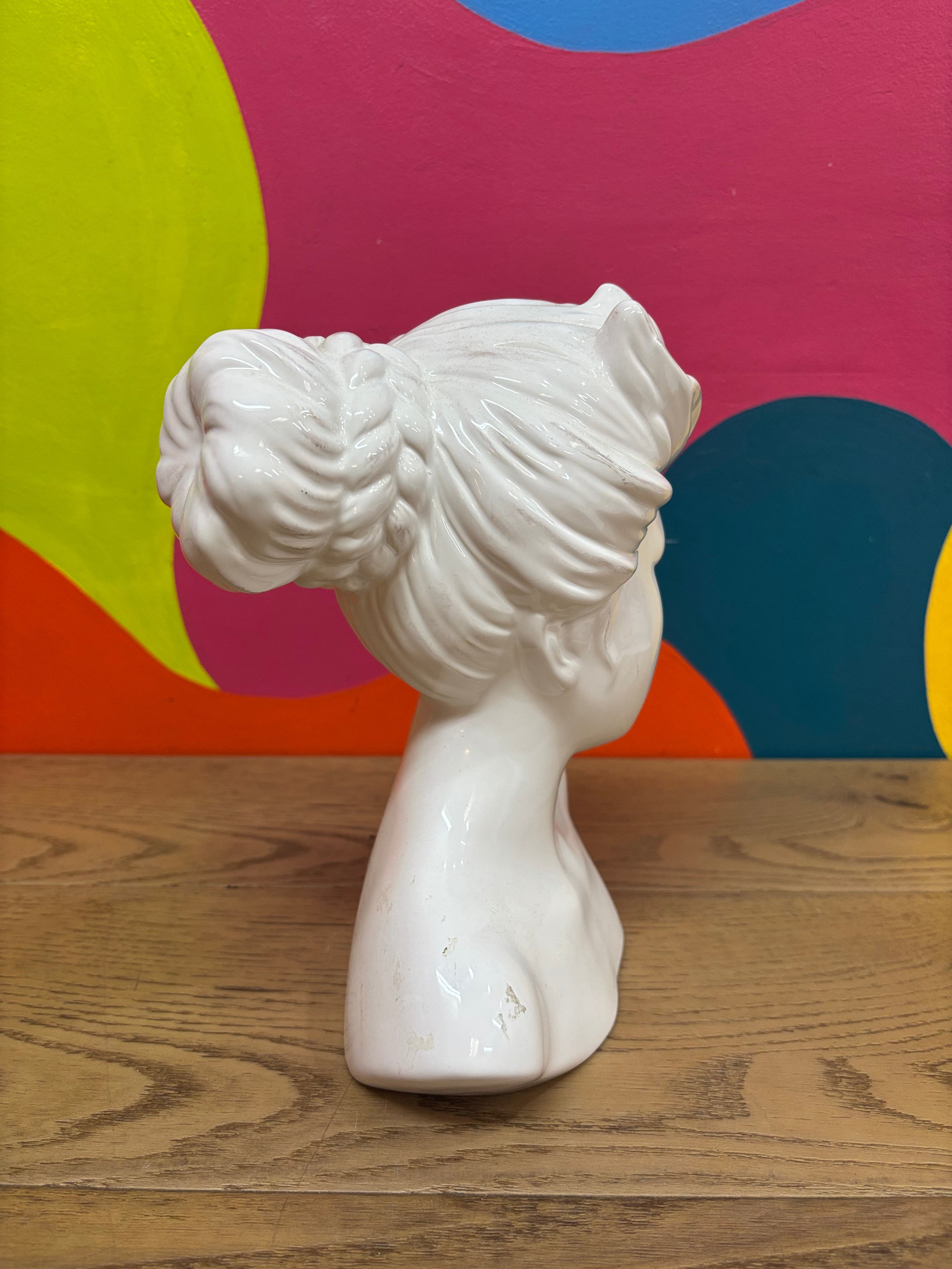 Lady Bust