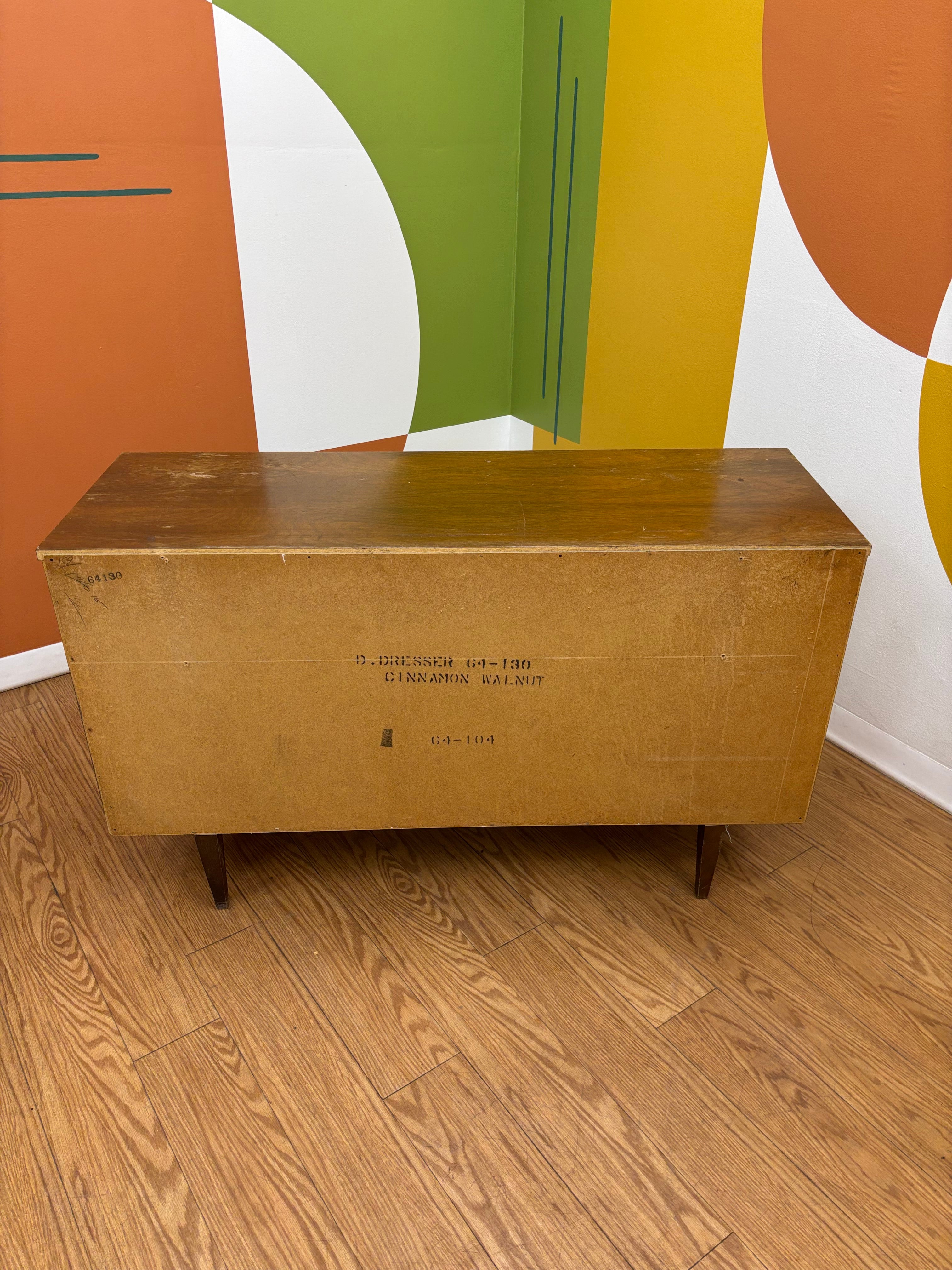 6 Drawer Dresser