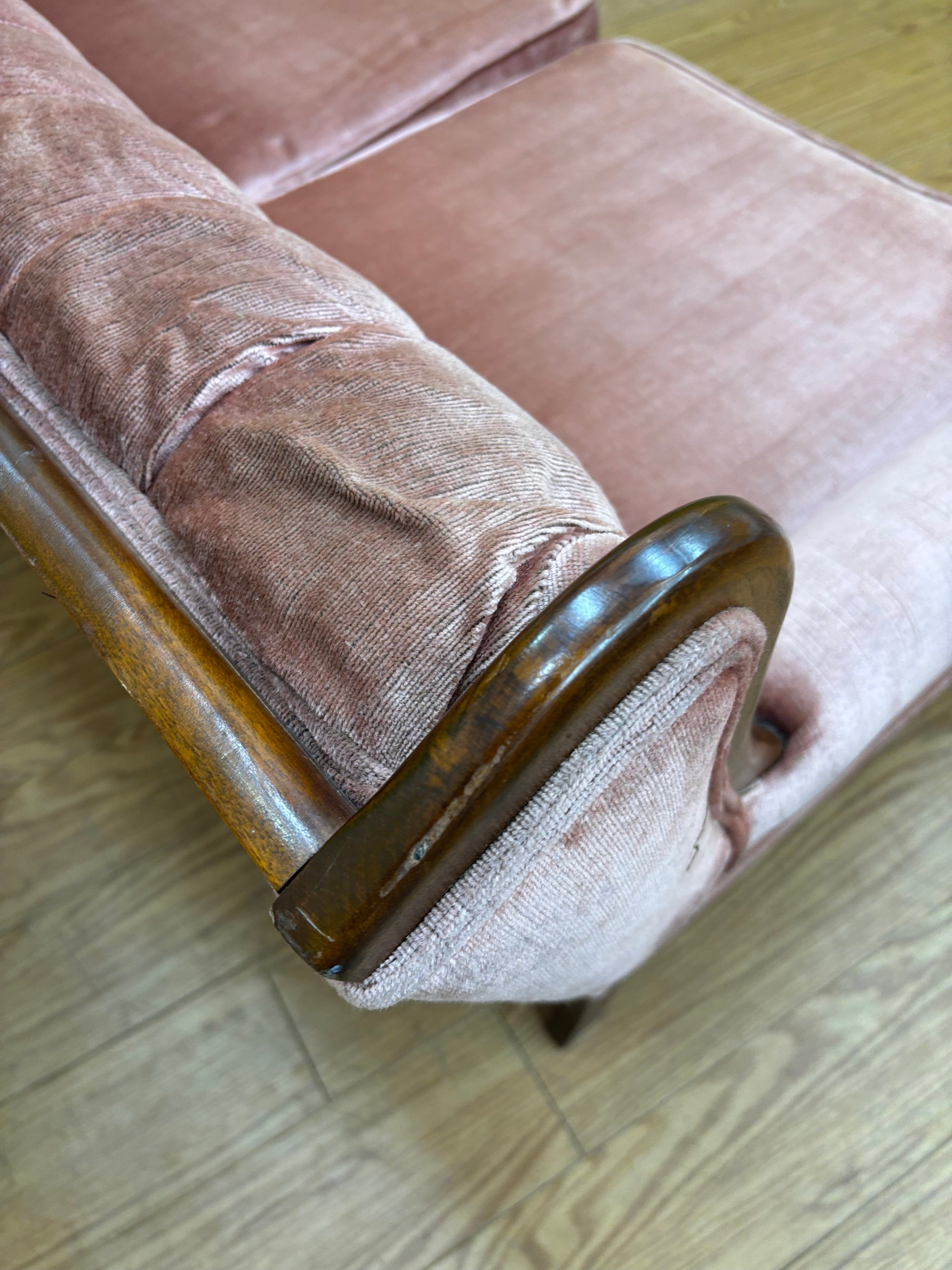 Tufted Pink Loveseat