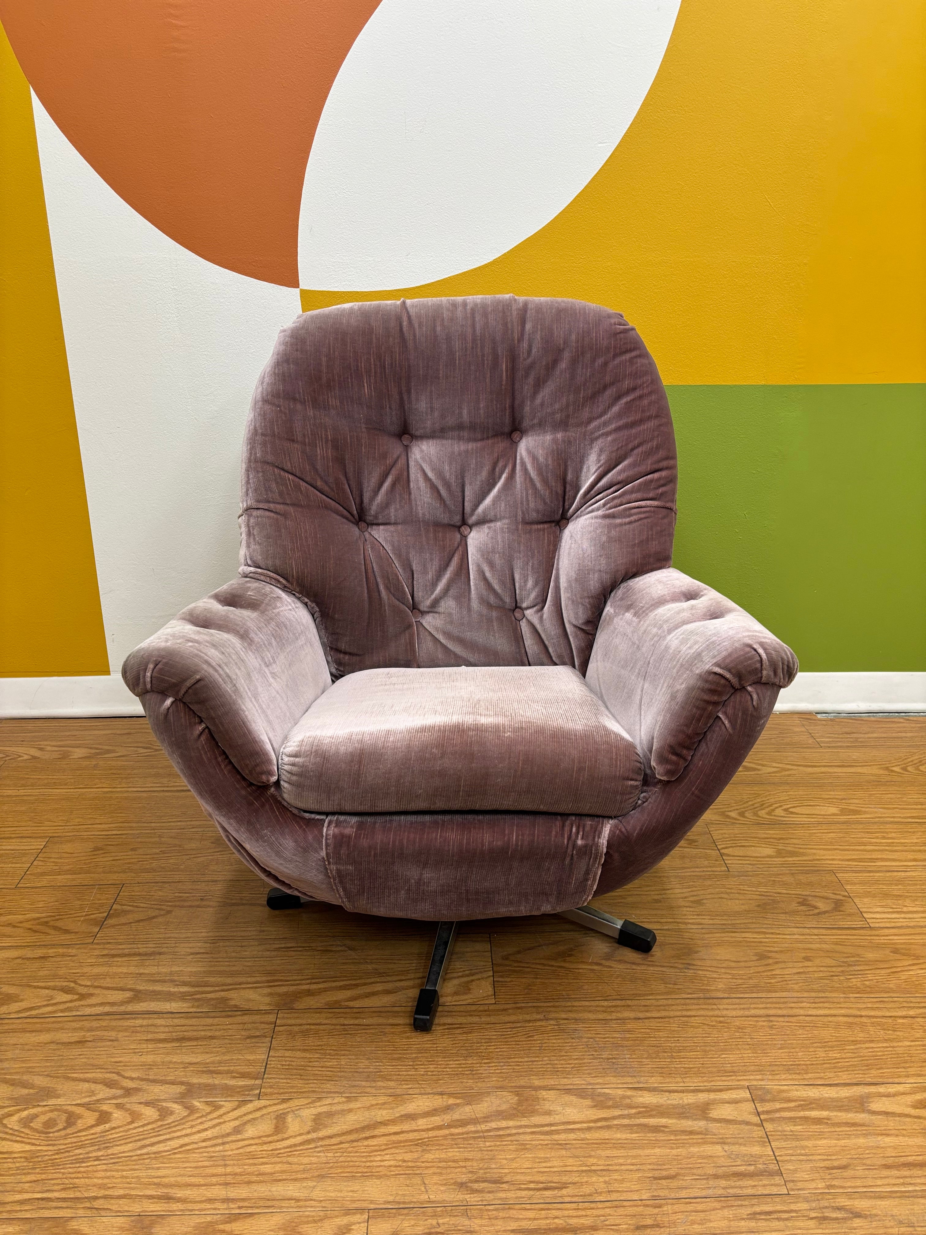 Velvet Swivel Lounge Chair