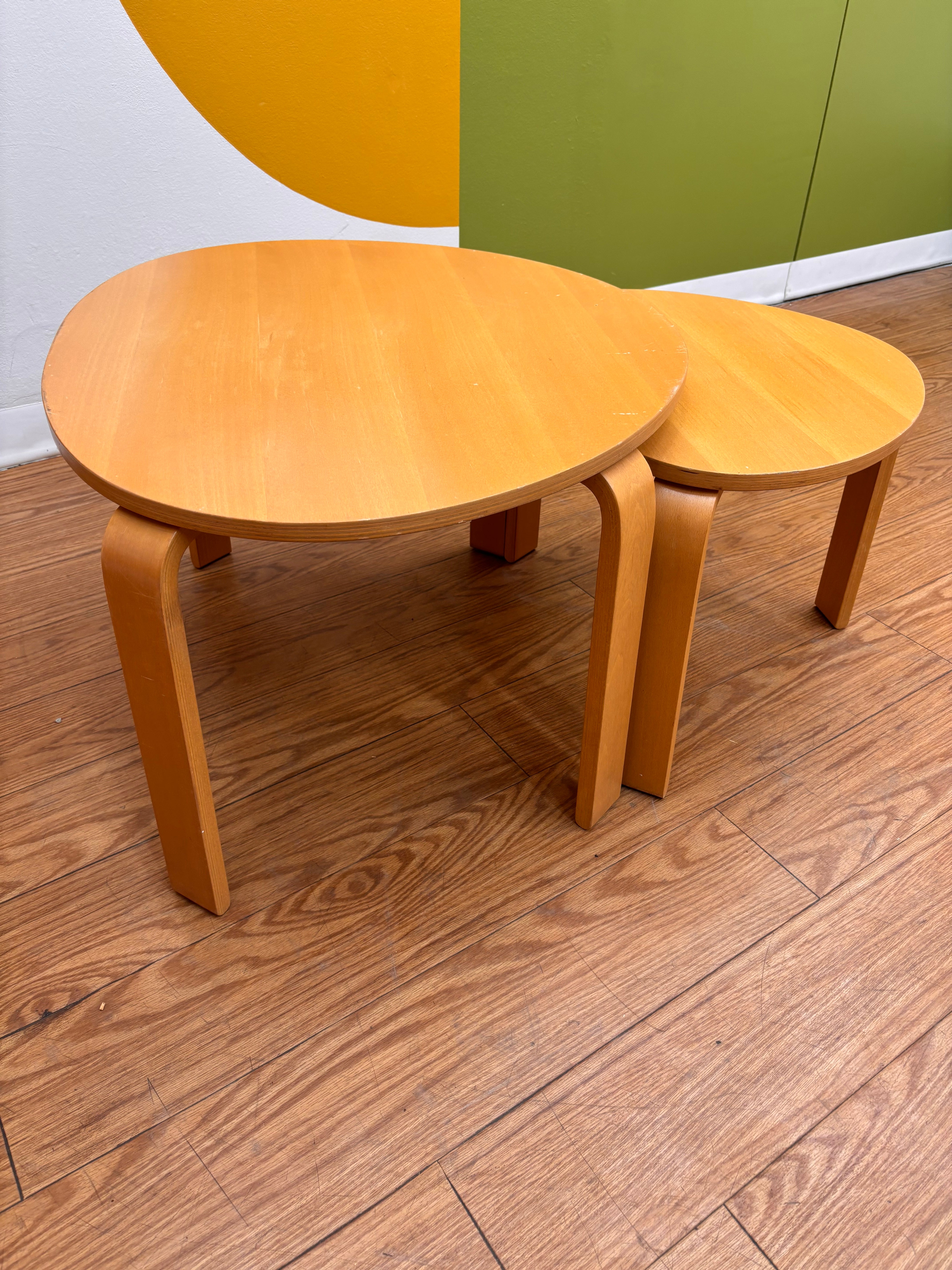 Nesting Tables (2)