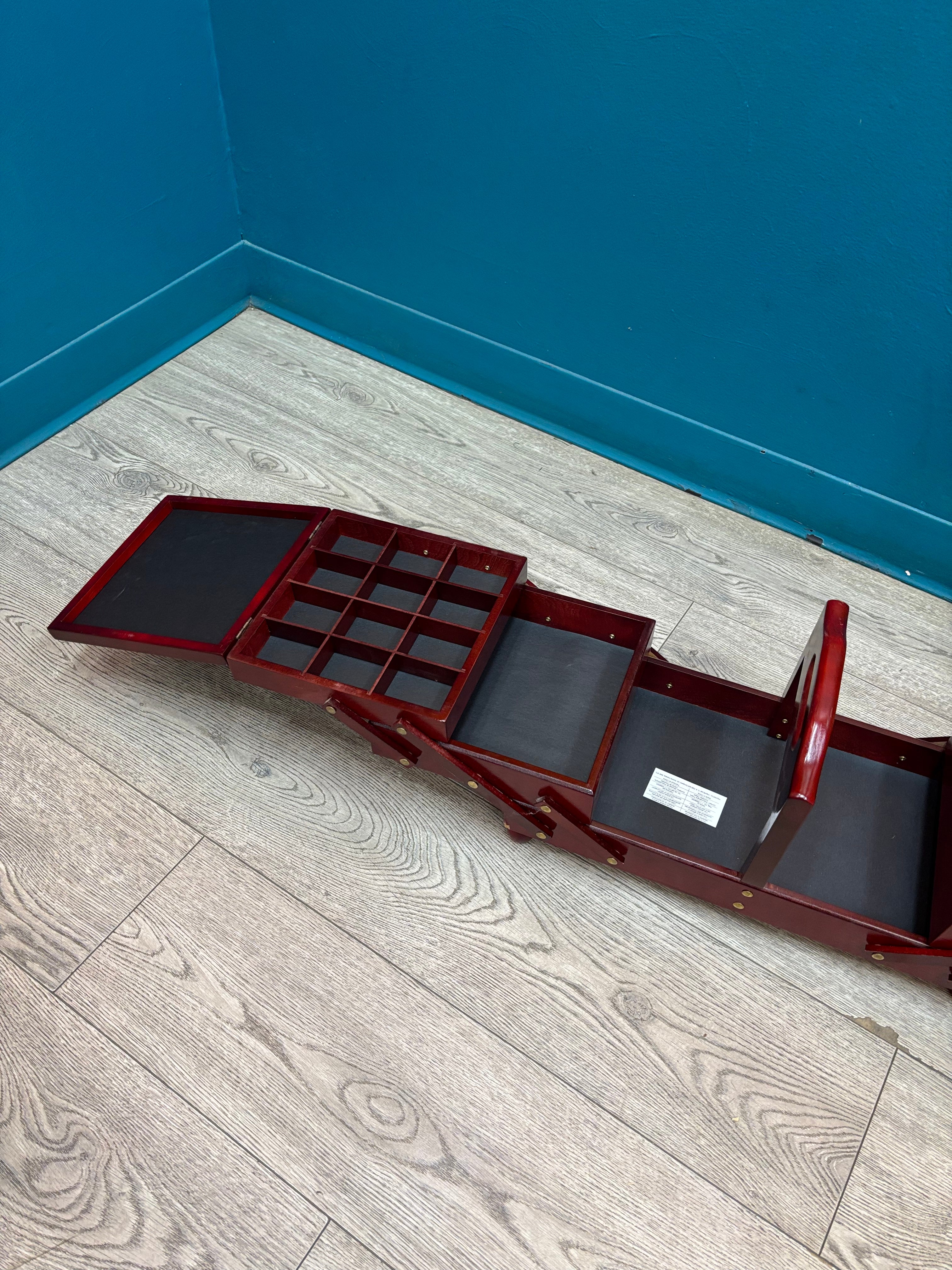 Accordion Sewing Box