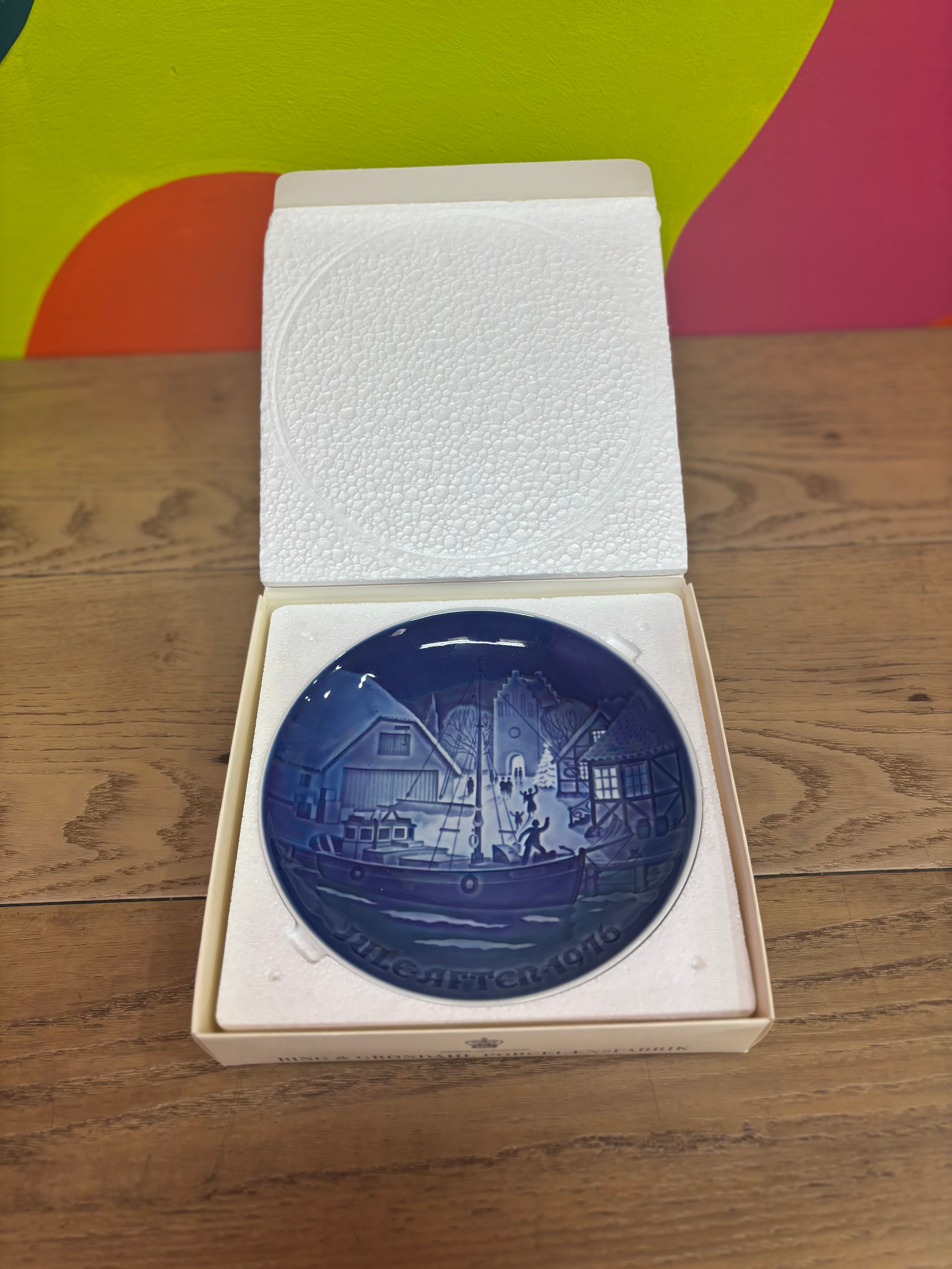 Bing & Grondahl Boat 1976 Plate