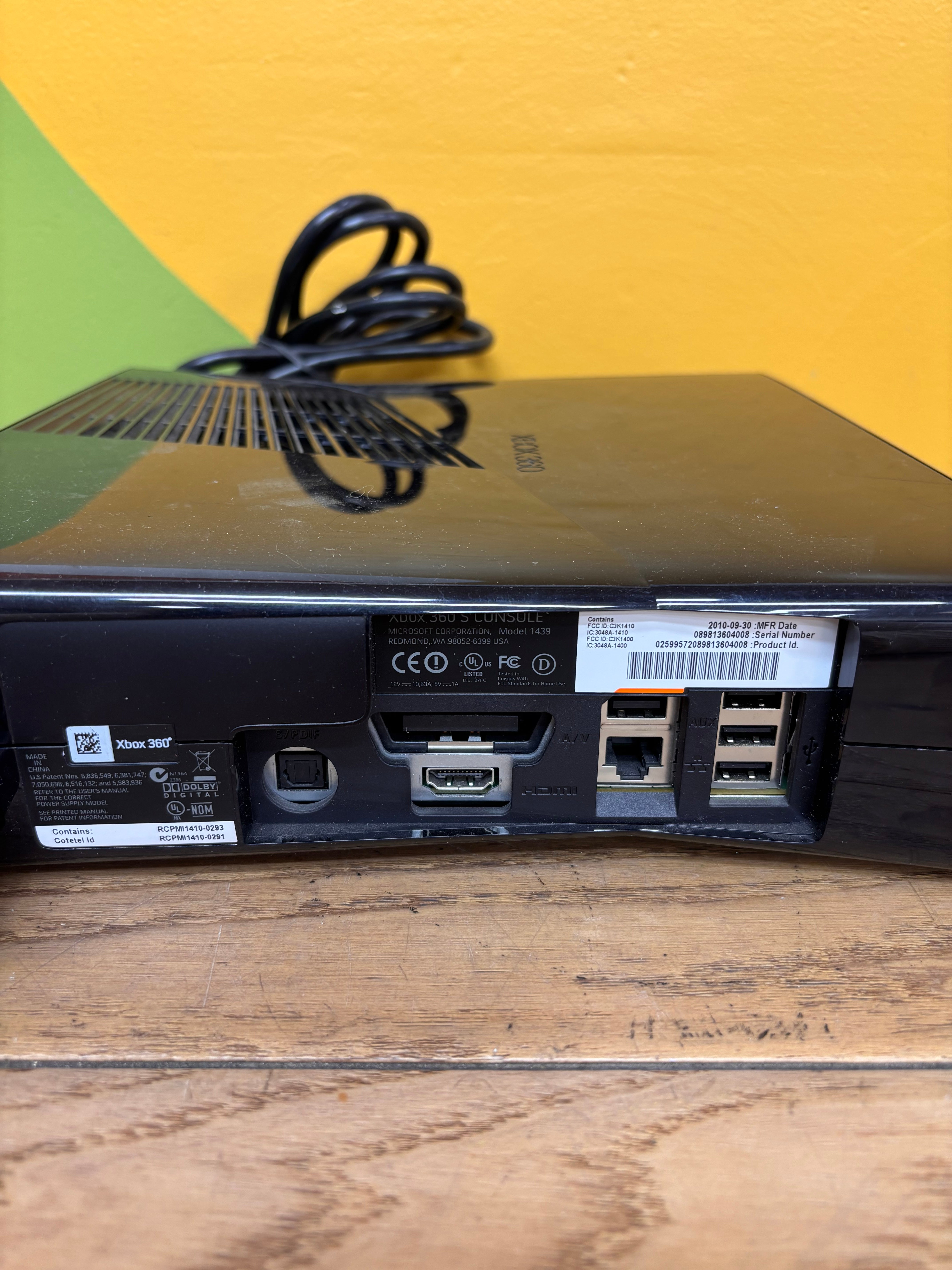 Xbox 360 S Bundle with Kinect Sensor