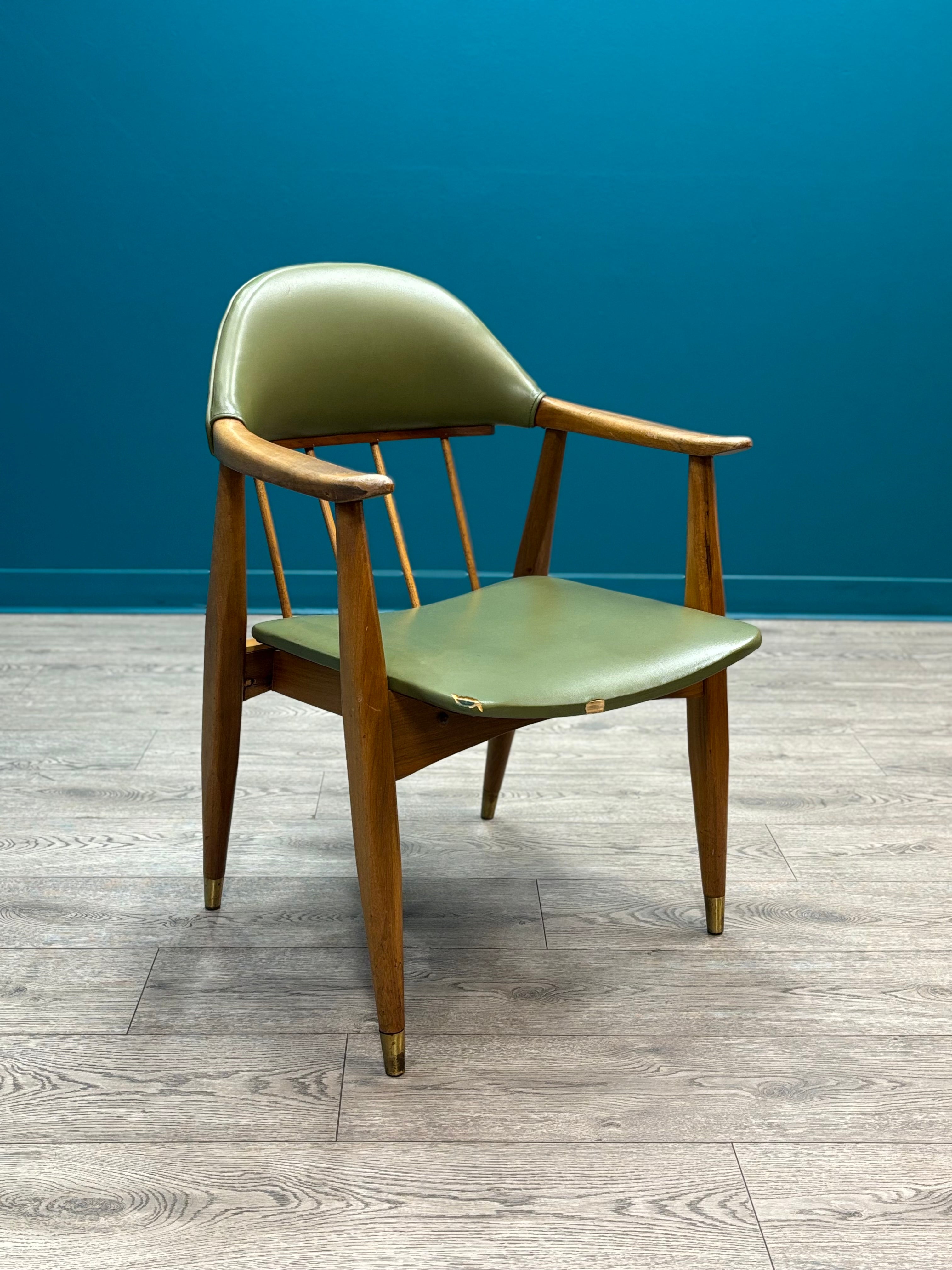 Wood Green Accent Chair