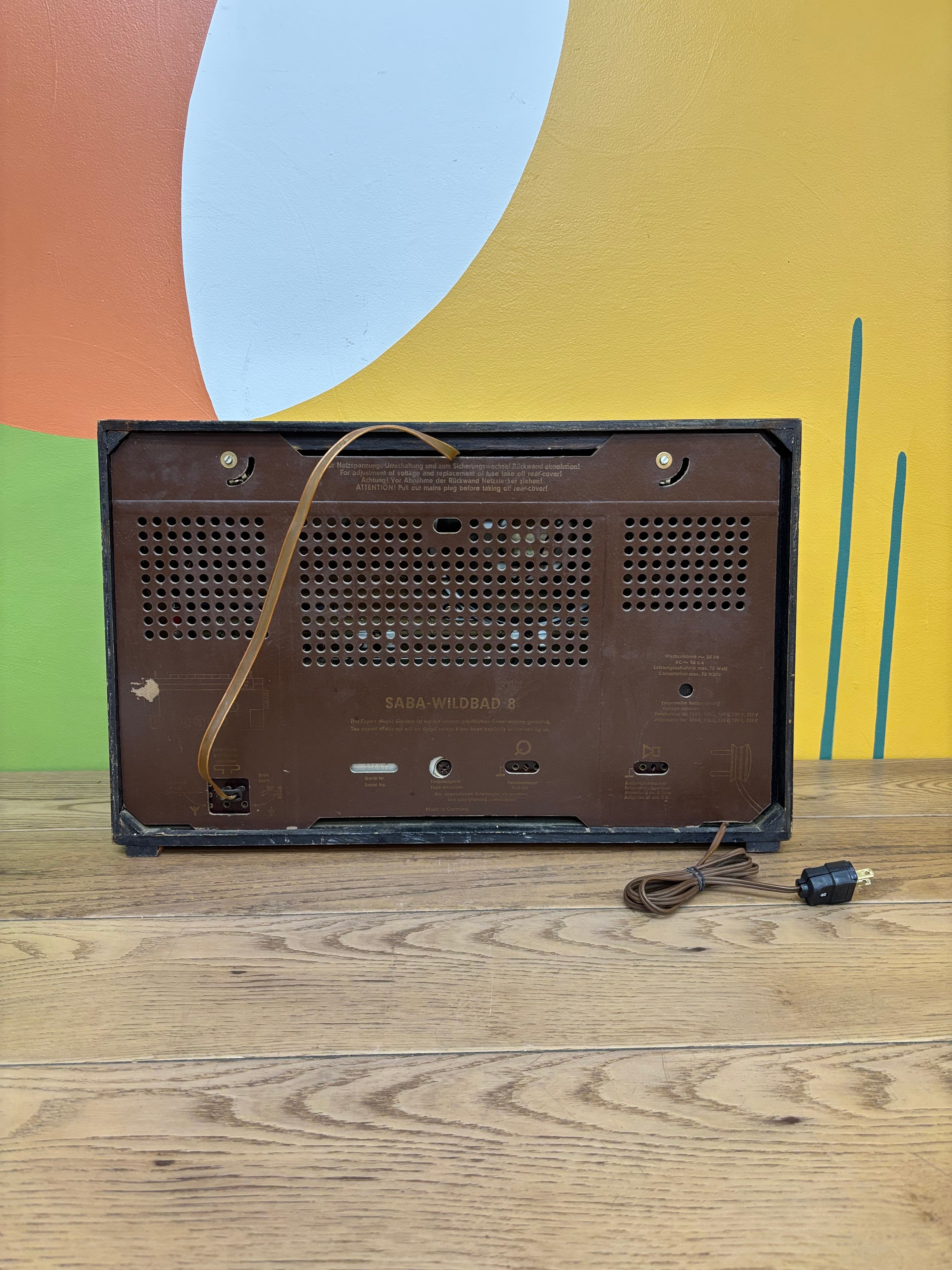 Saba Wildbad 8 Tube Radio