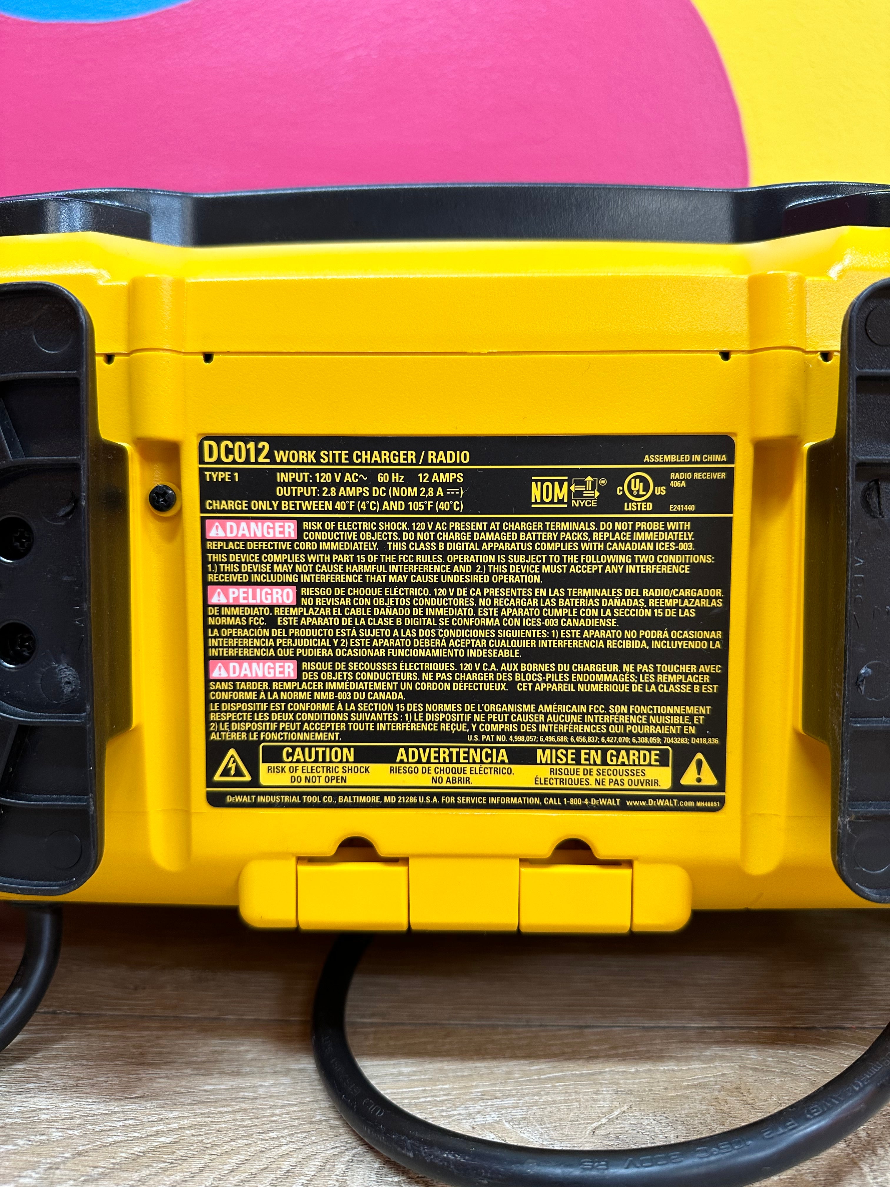 Dewalt Worksite Charger/Radio