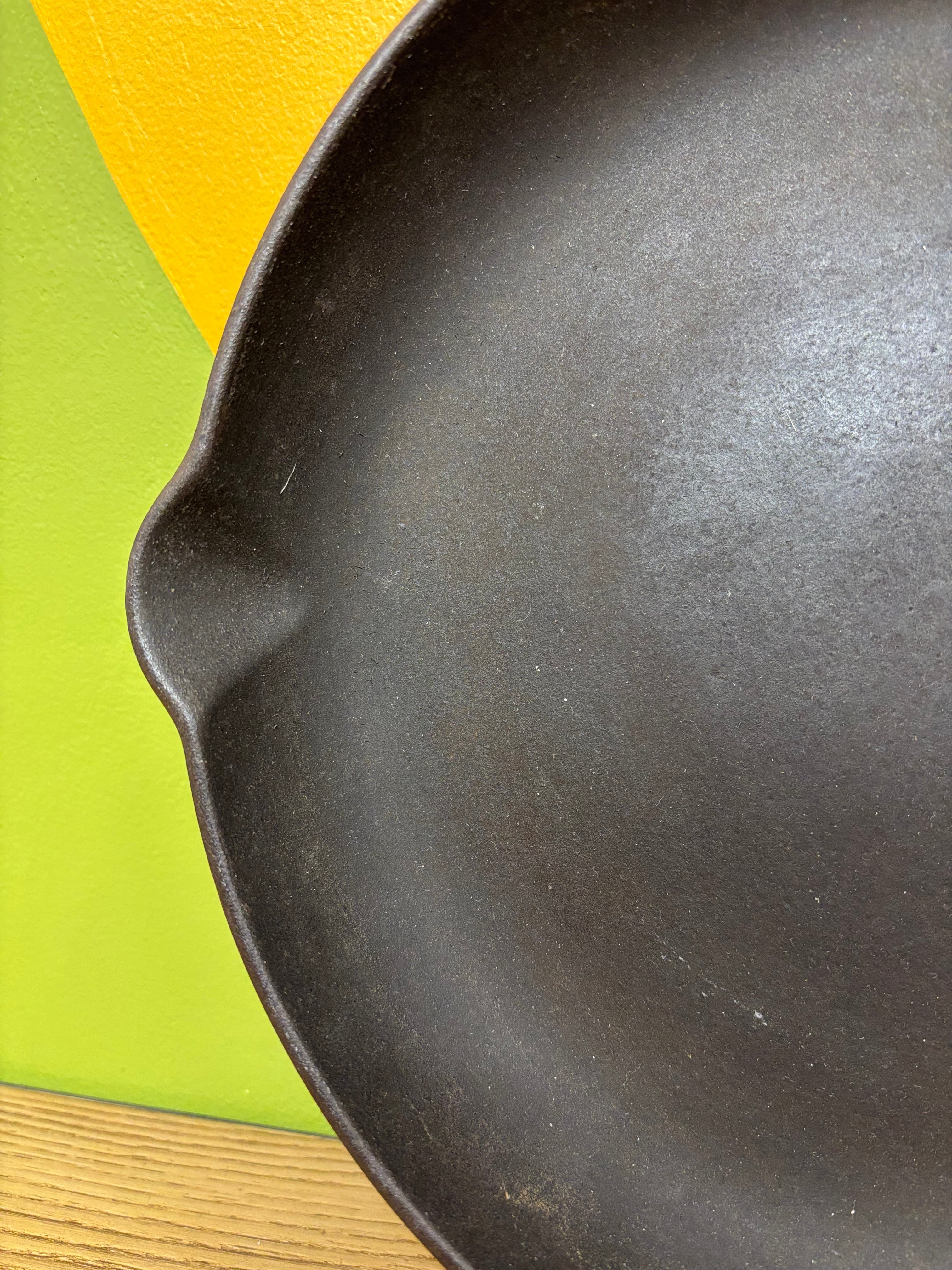 Le Creuset Brown Pan #30