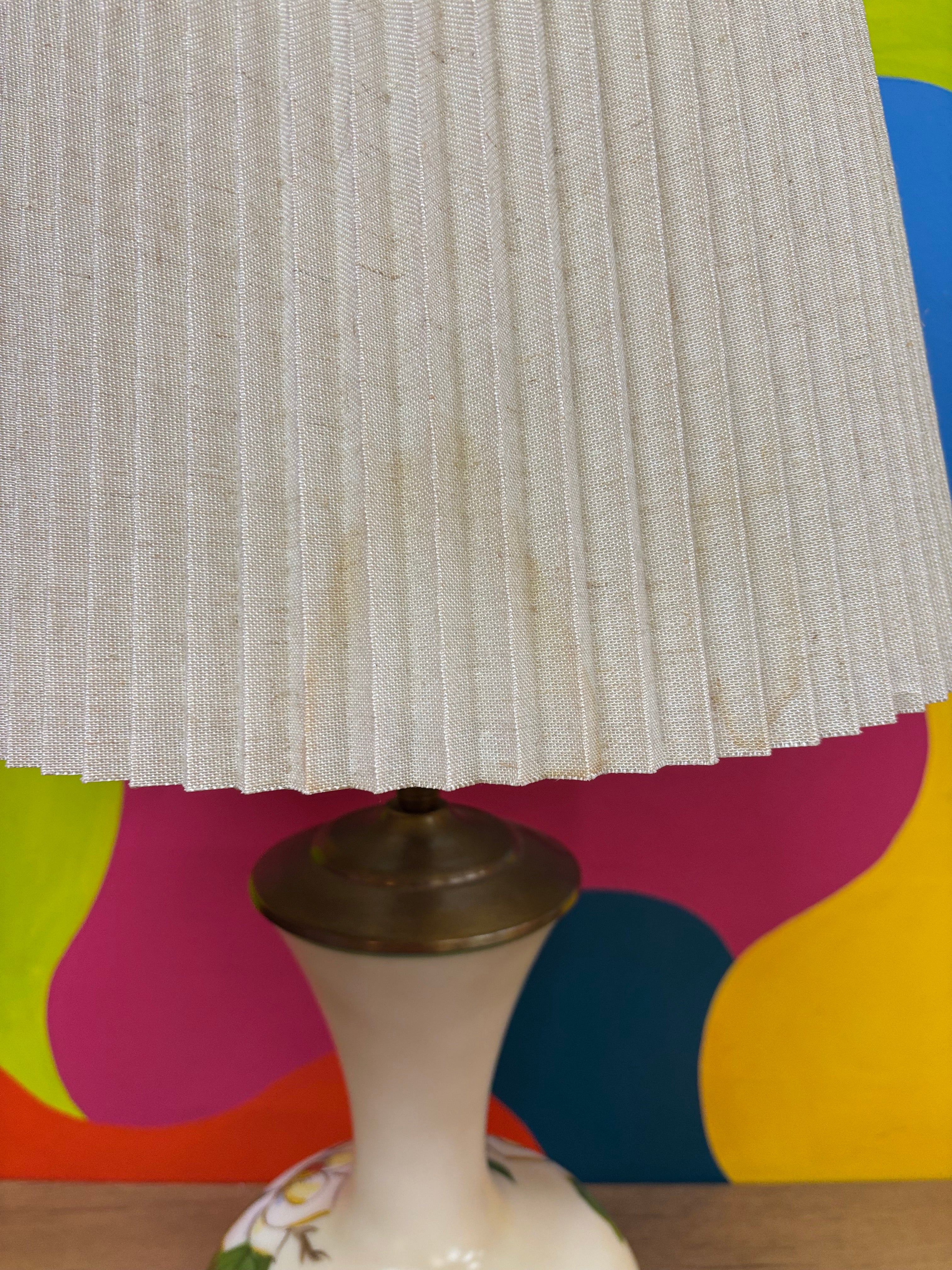 White Lotus Table Lamp