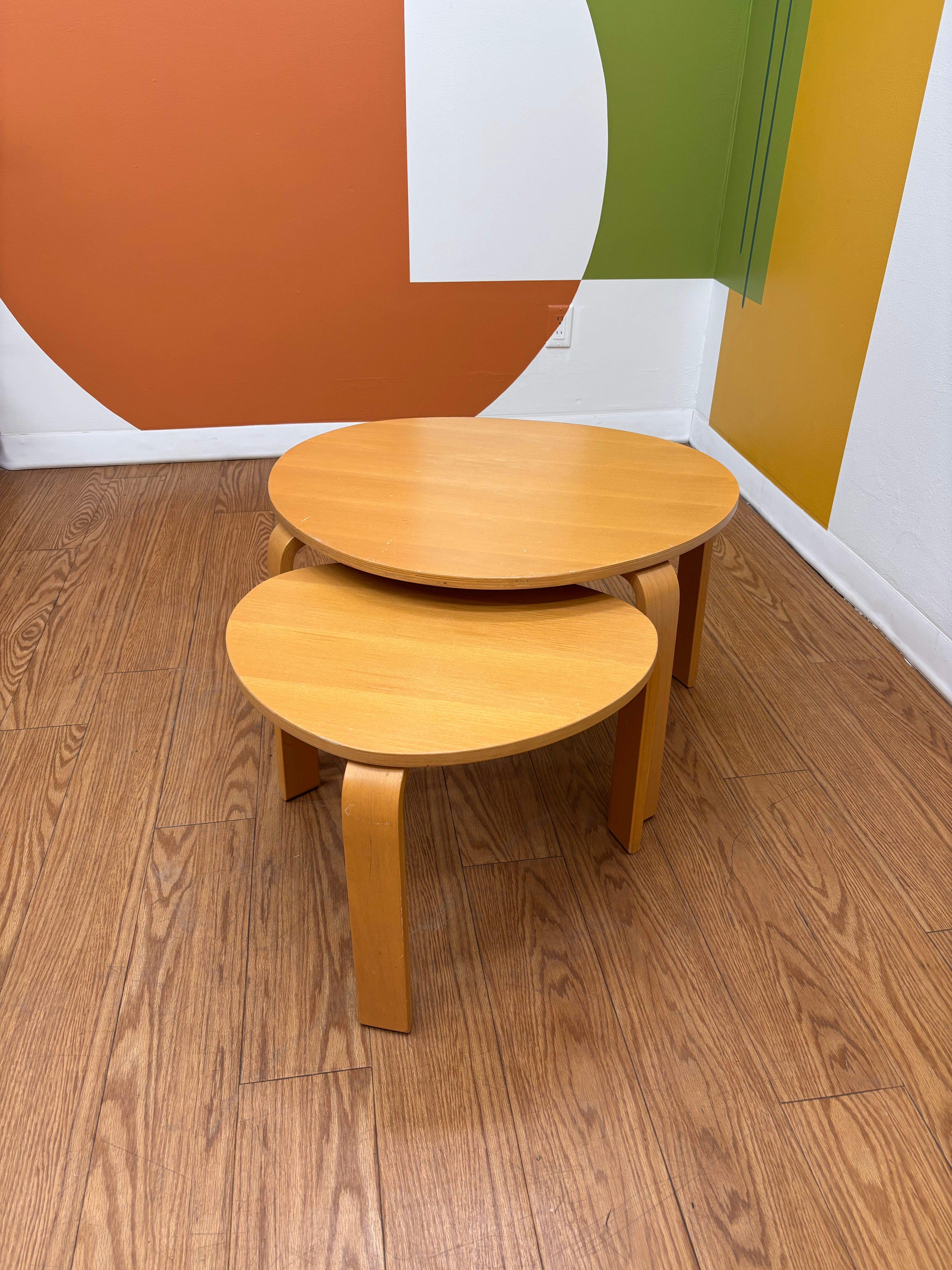 Nesting Tables (2)