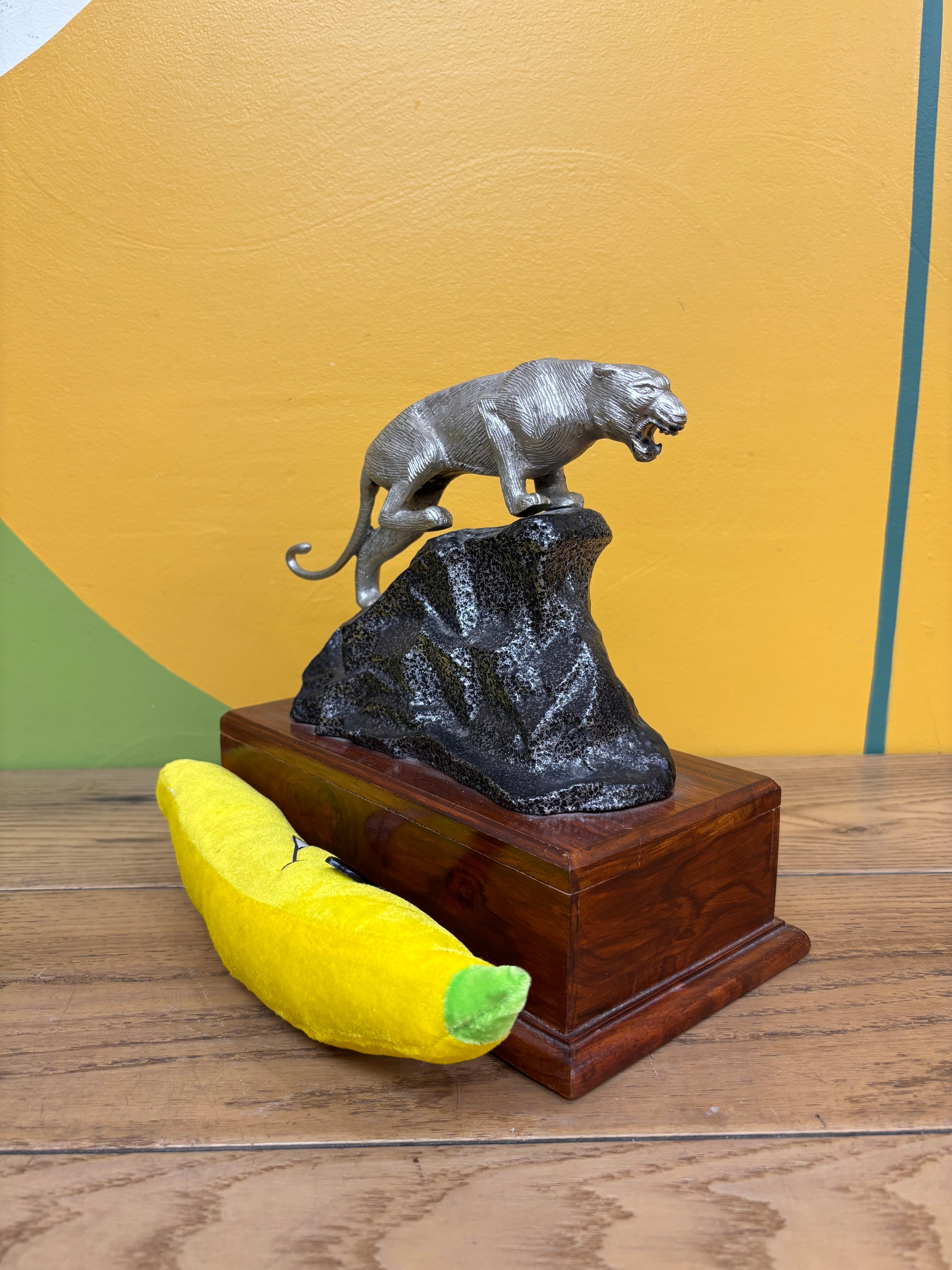 Cougar Sculpture