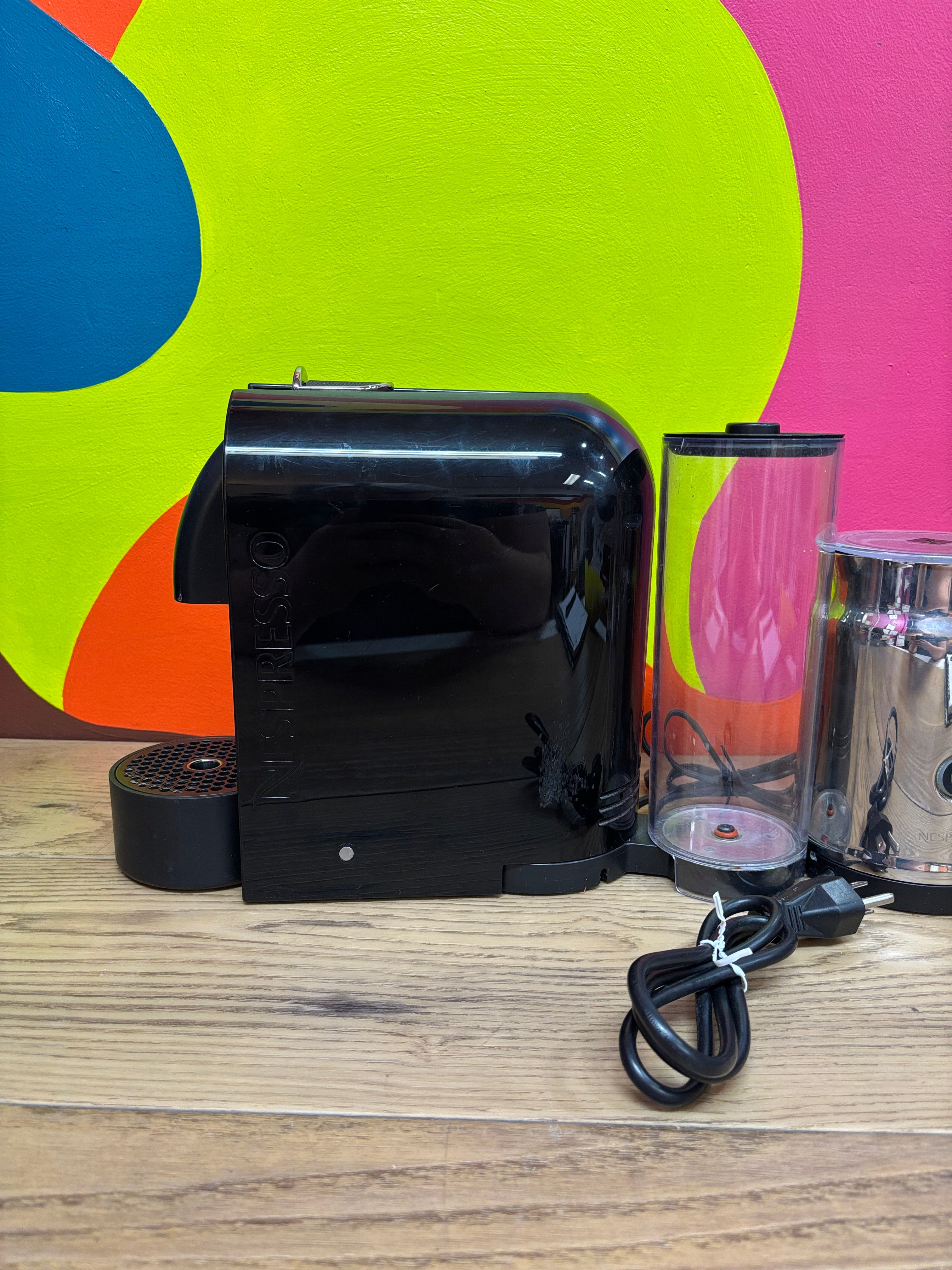 Nespresso Coffee Machine with Aeroccino