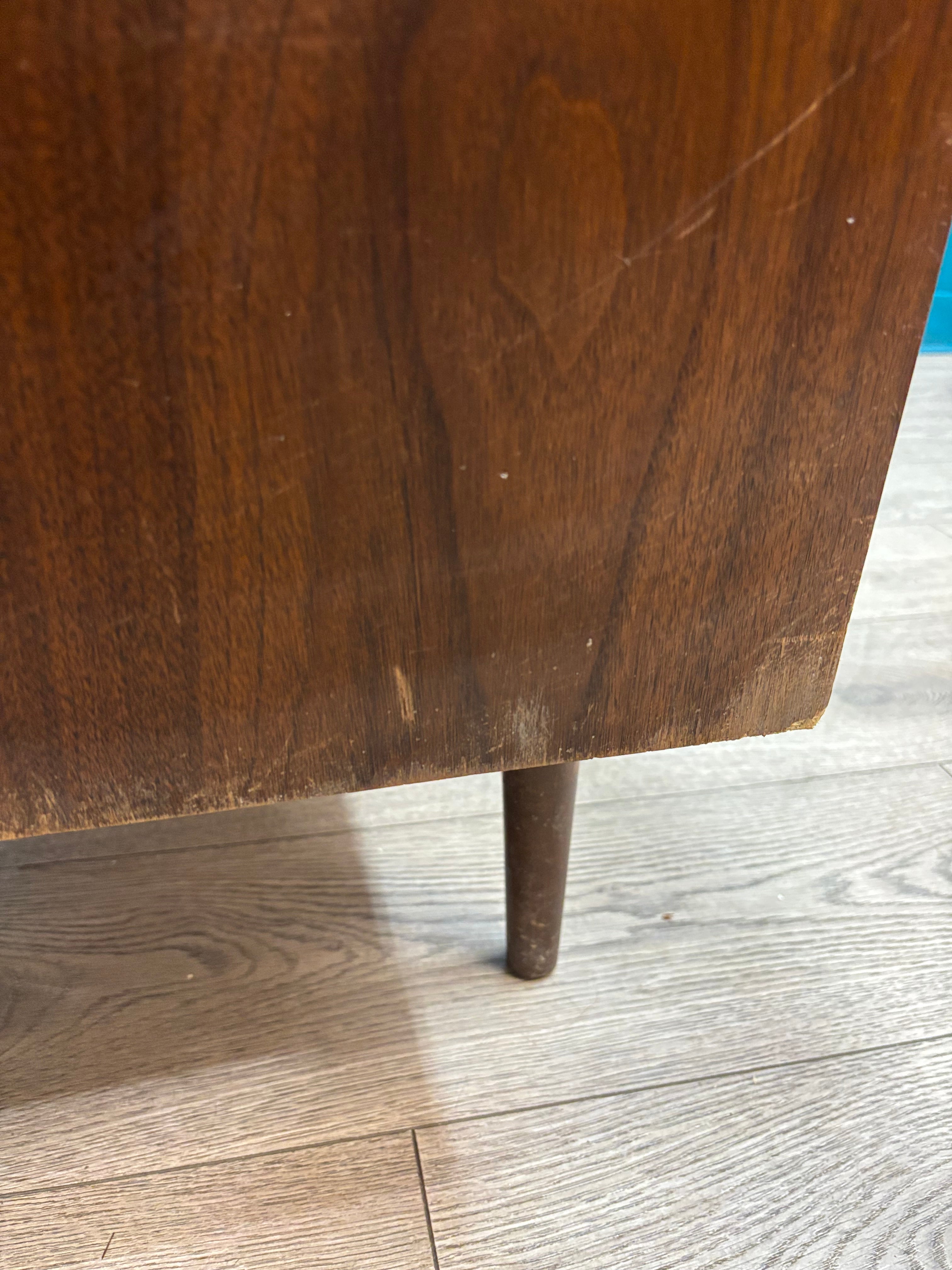 Wood 6 Drawer Dresser