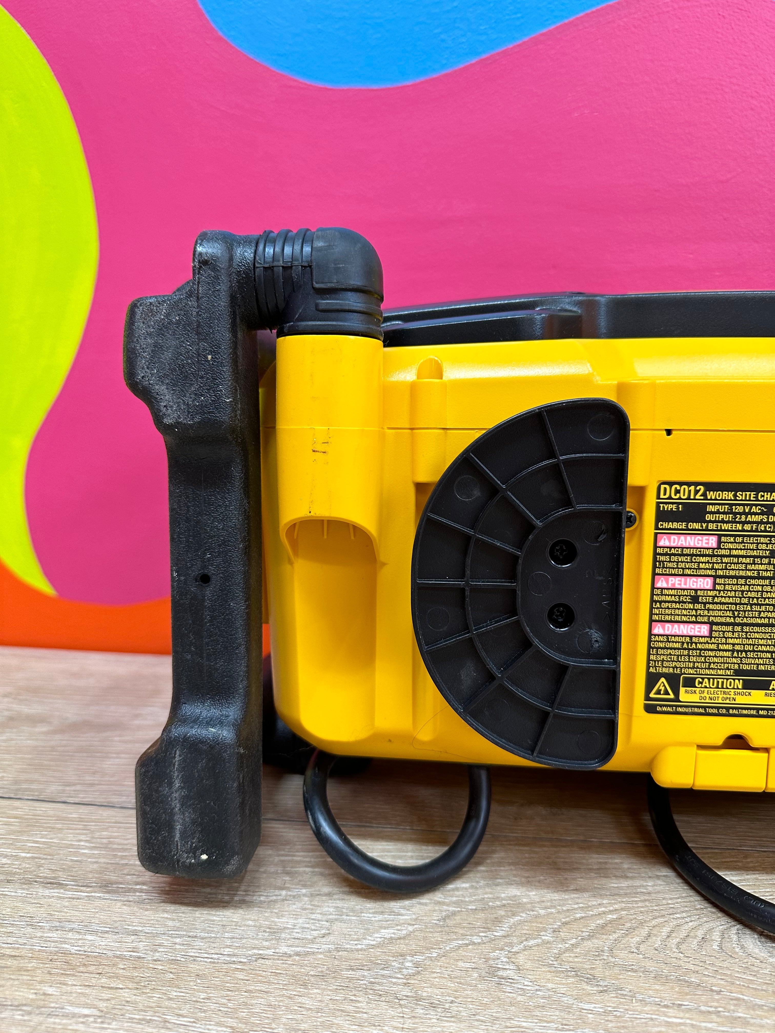 Dewalt Worksite Charger/Radio