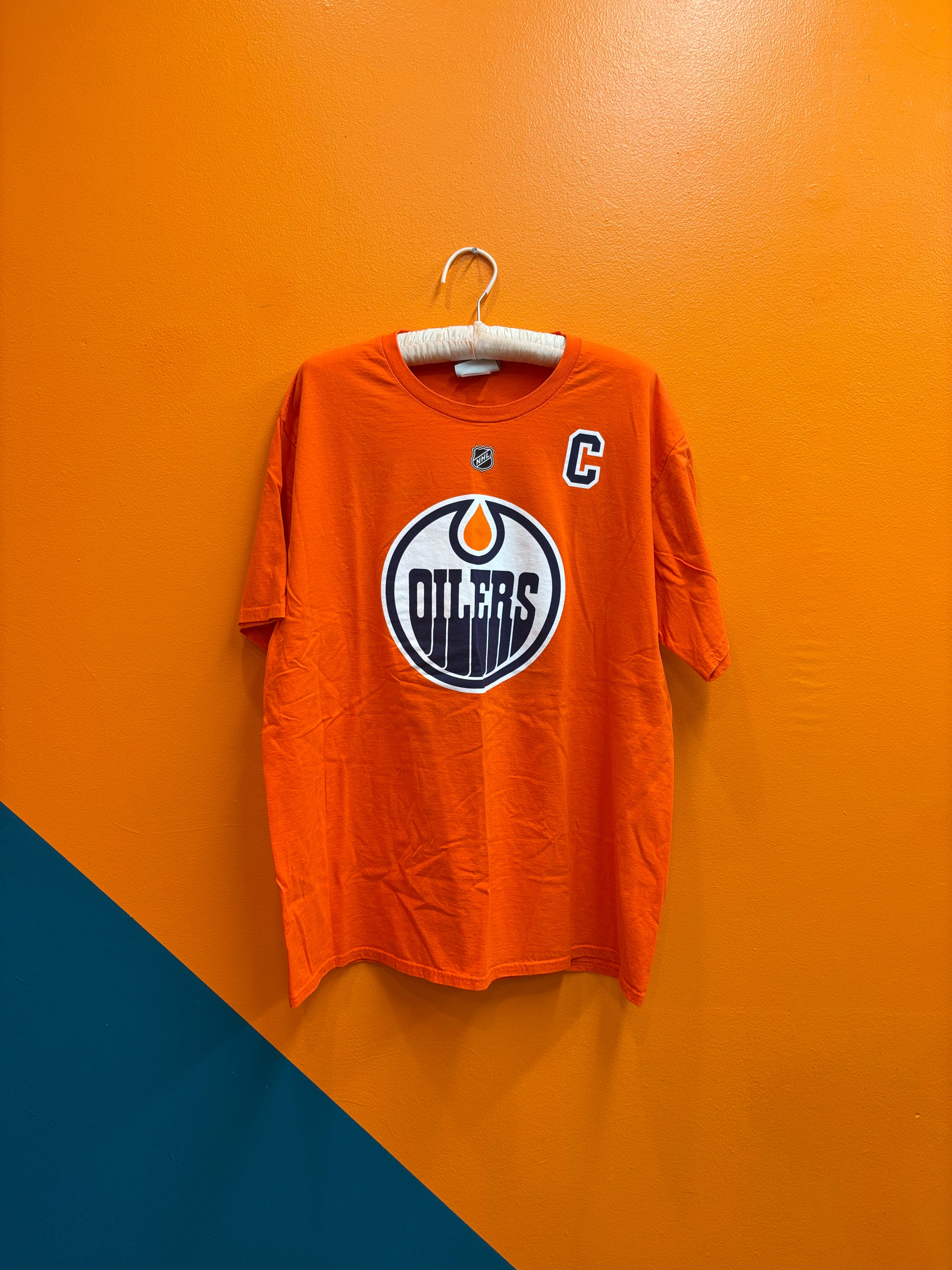 Oilers (McDavid) T Shirt - Unisex XL
