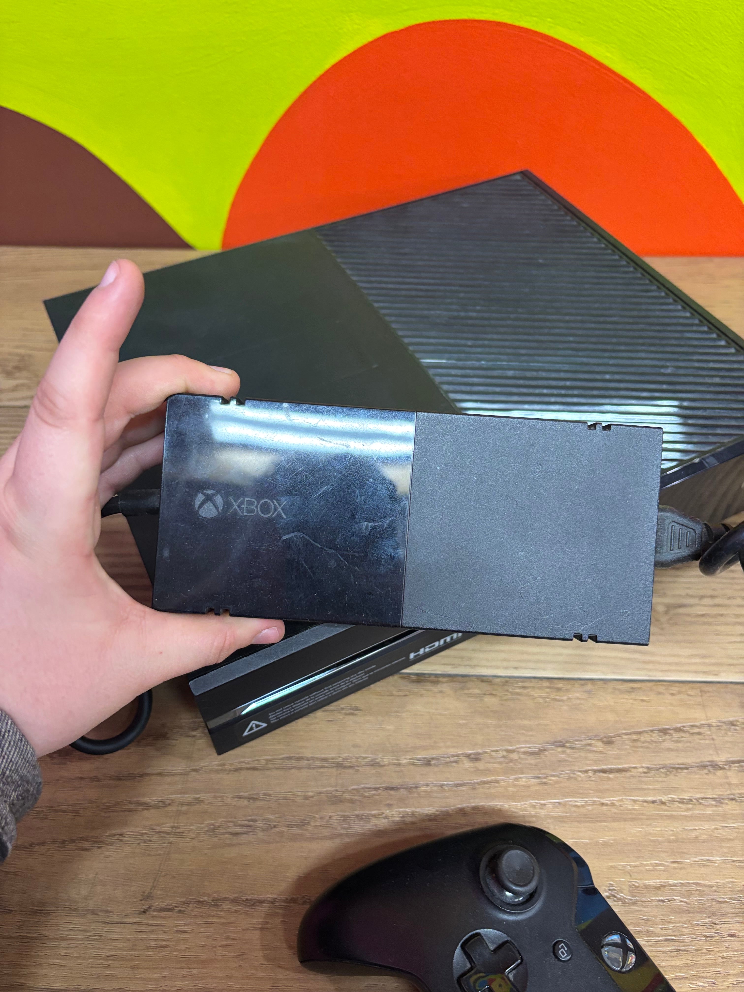 Xbox One Console & Controller