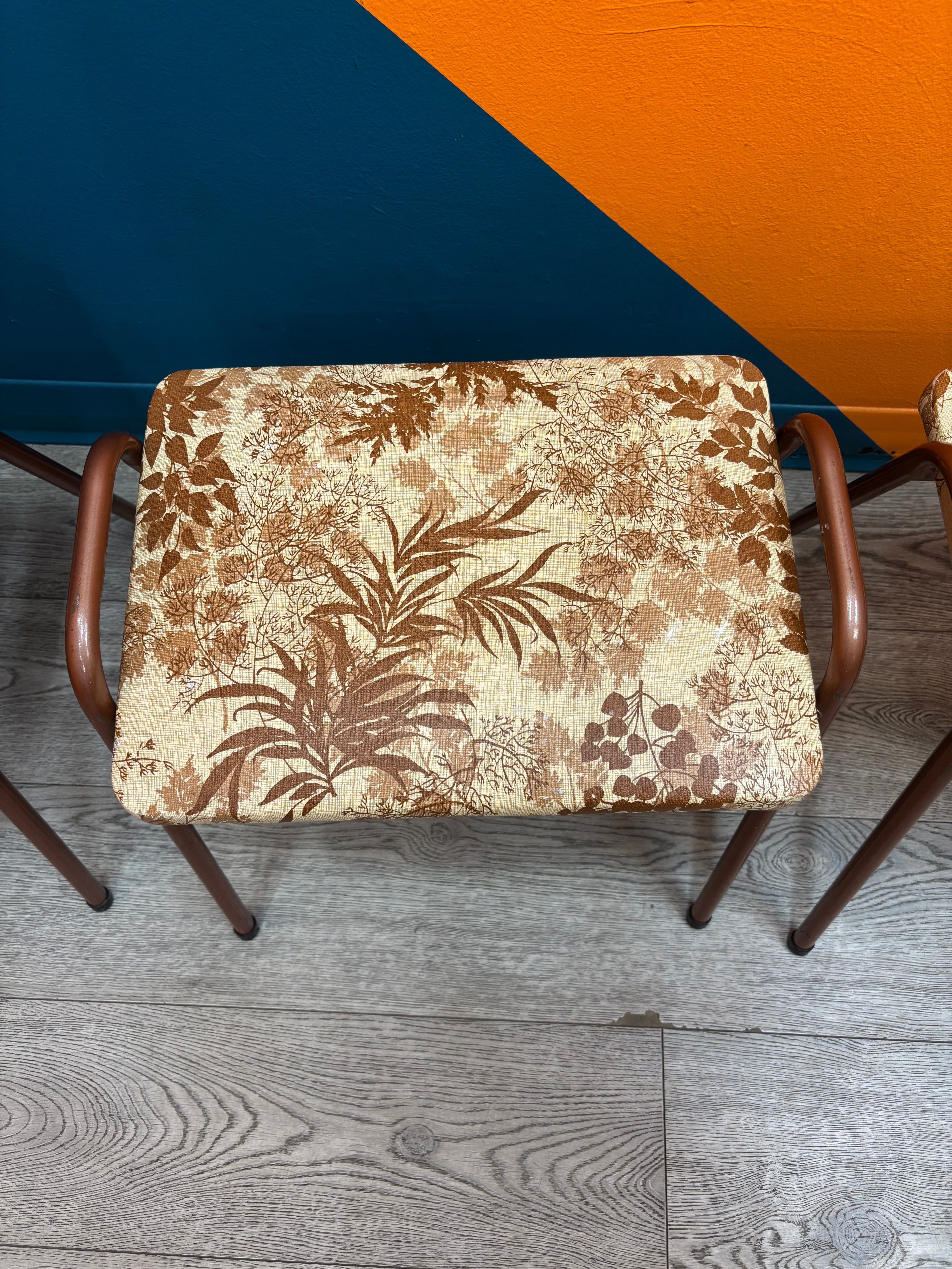 Stacking Leaf-Patterned Vinyl Stools (Set of 3)