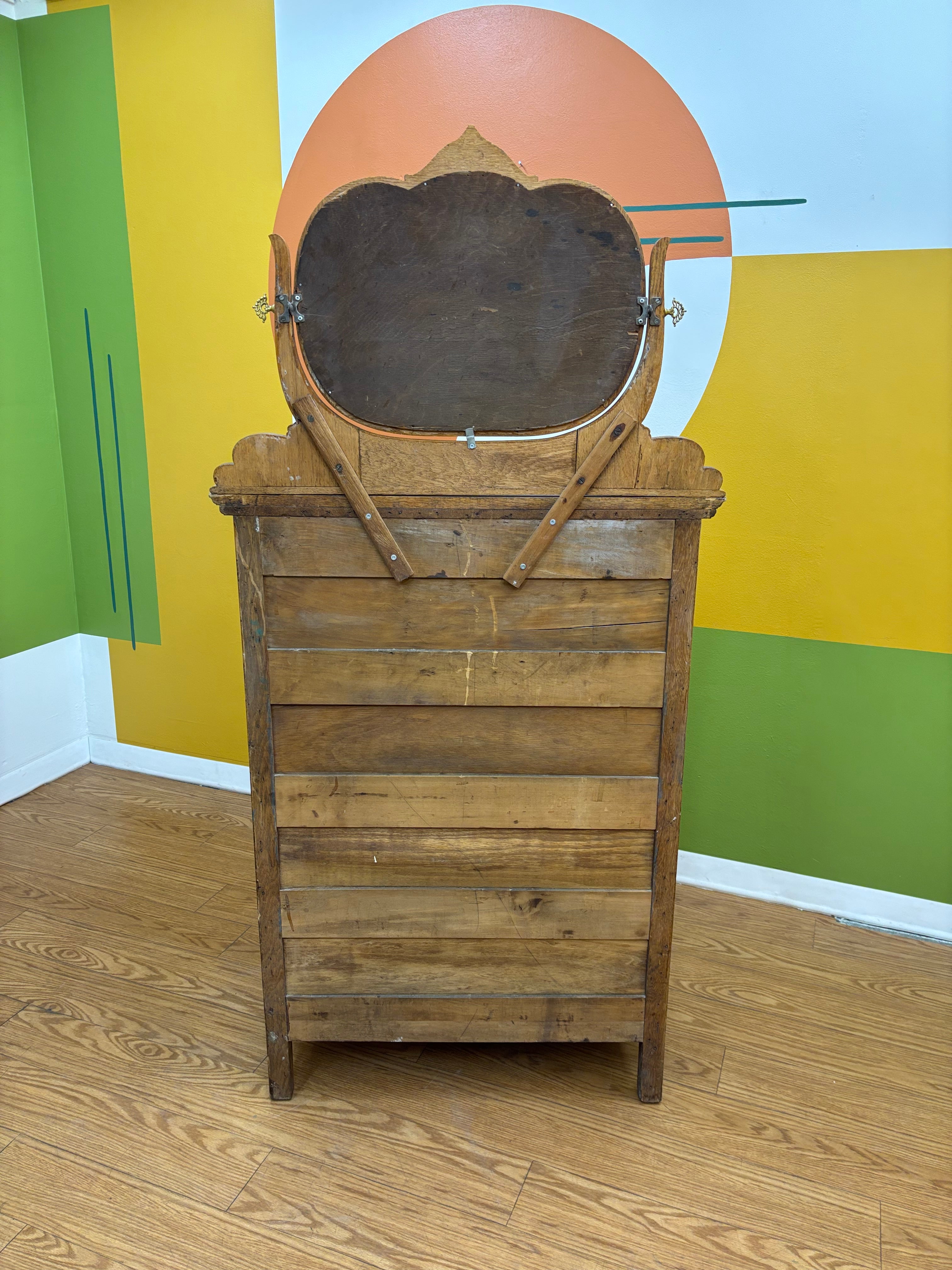 Chest of Drawers with Vanity Mirror