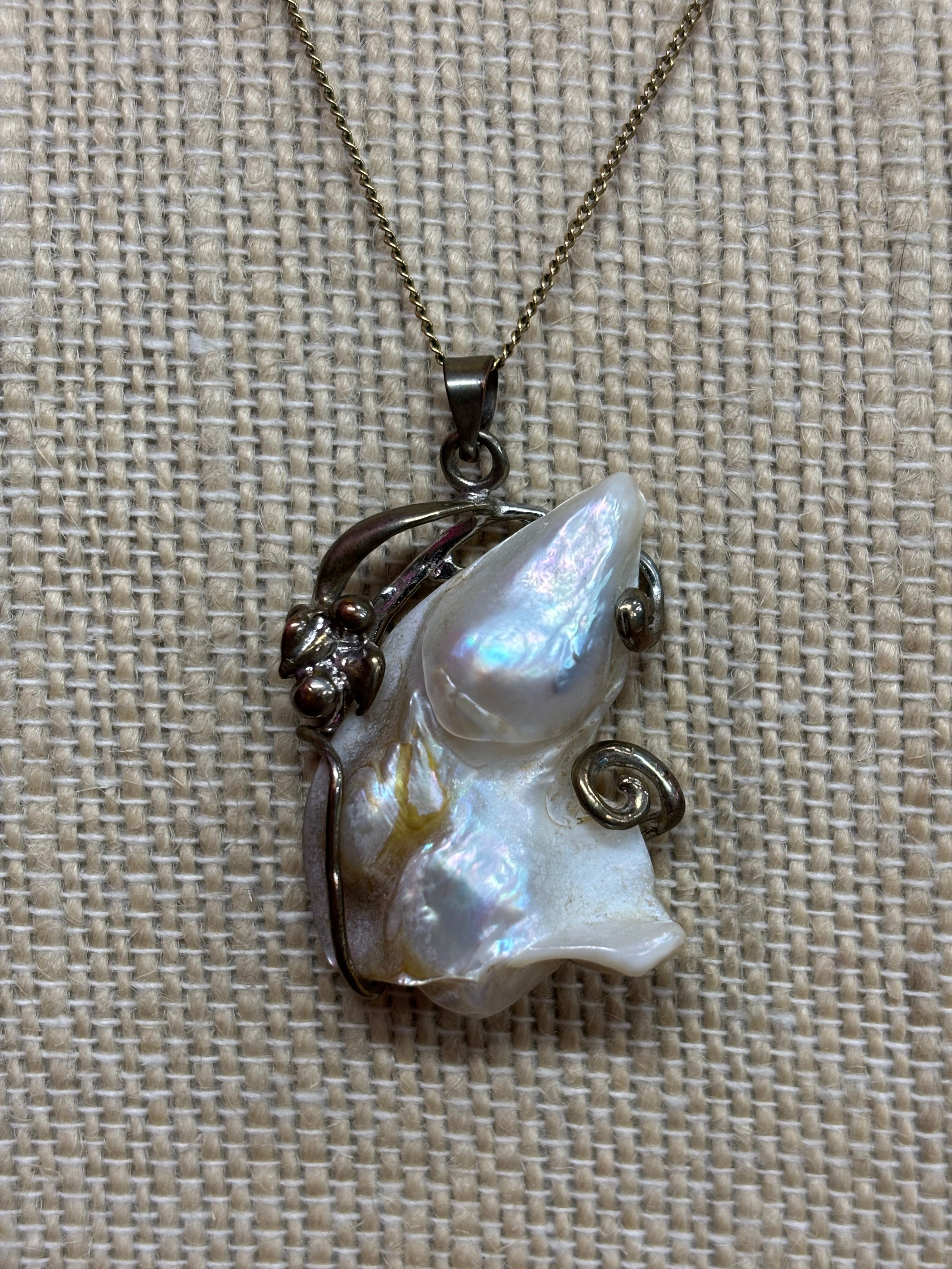 Baroque Mother of Pearl Necklace
