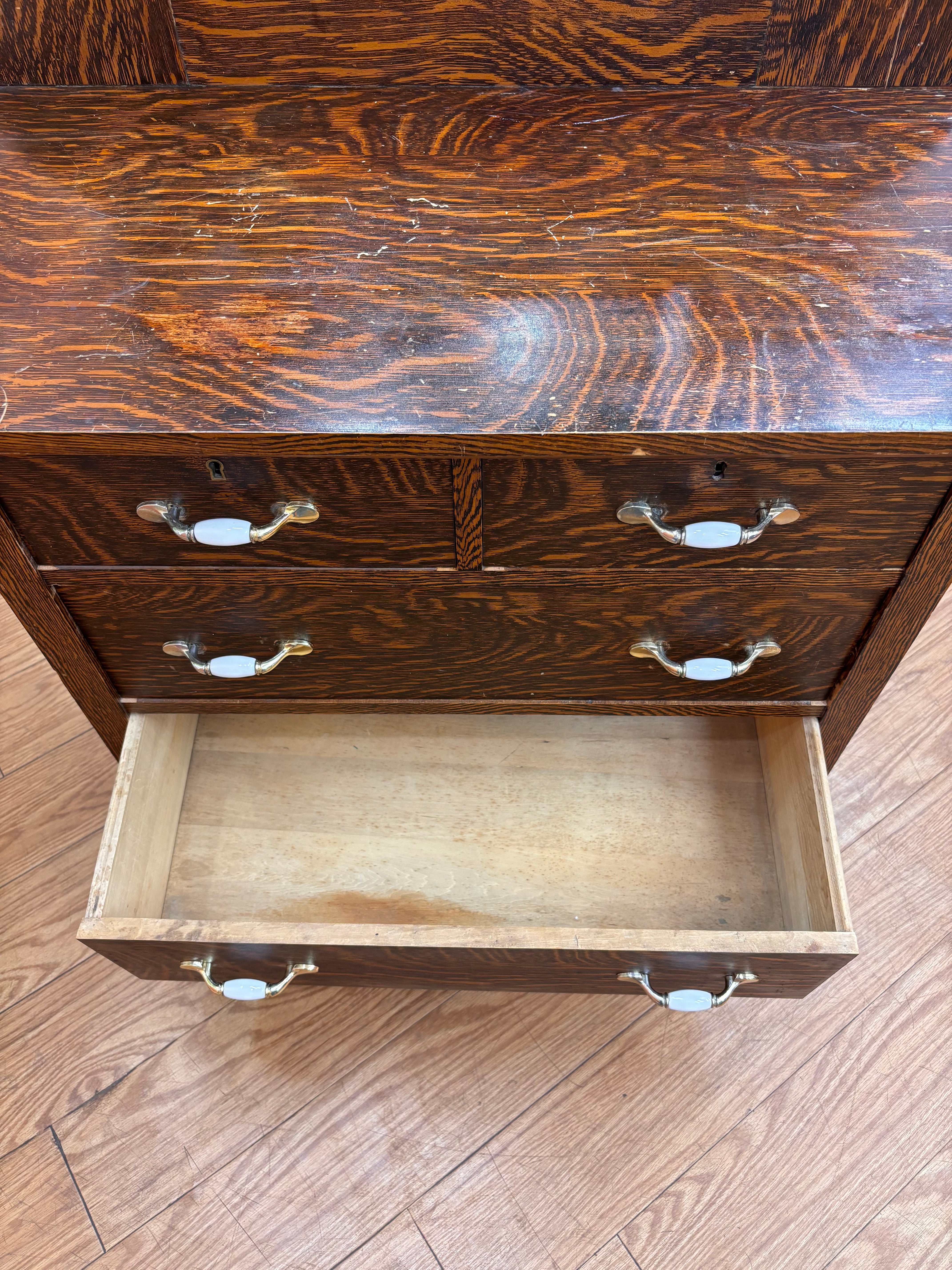 Wood Vanity Dresser