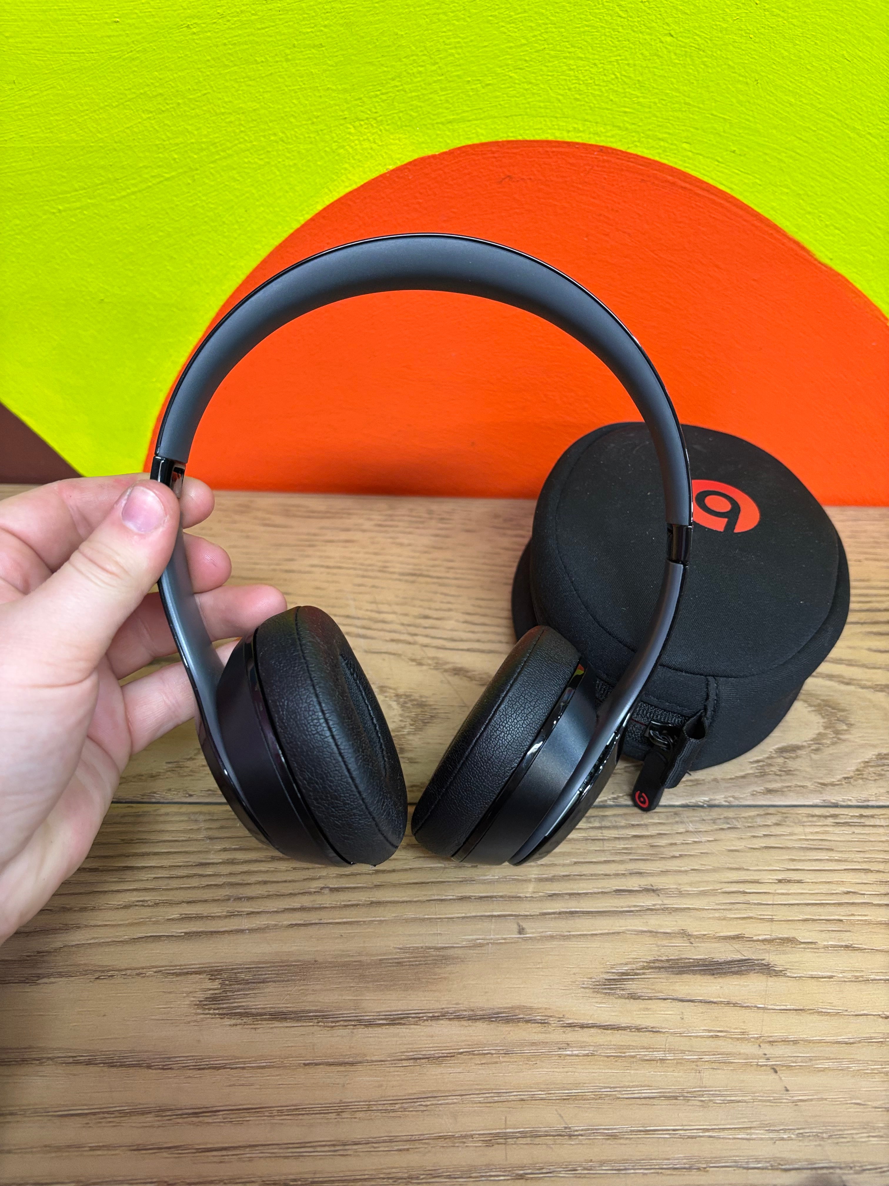 Beats Solo Wireless Headphones (Fixer Upper)