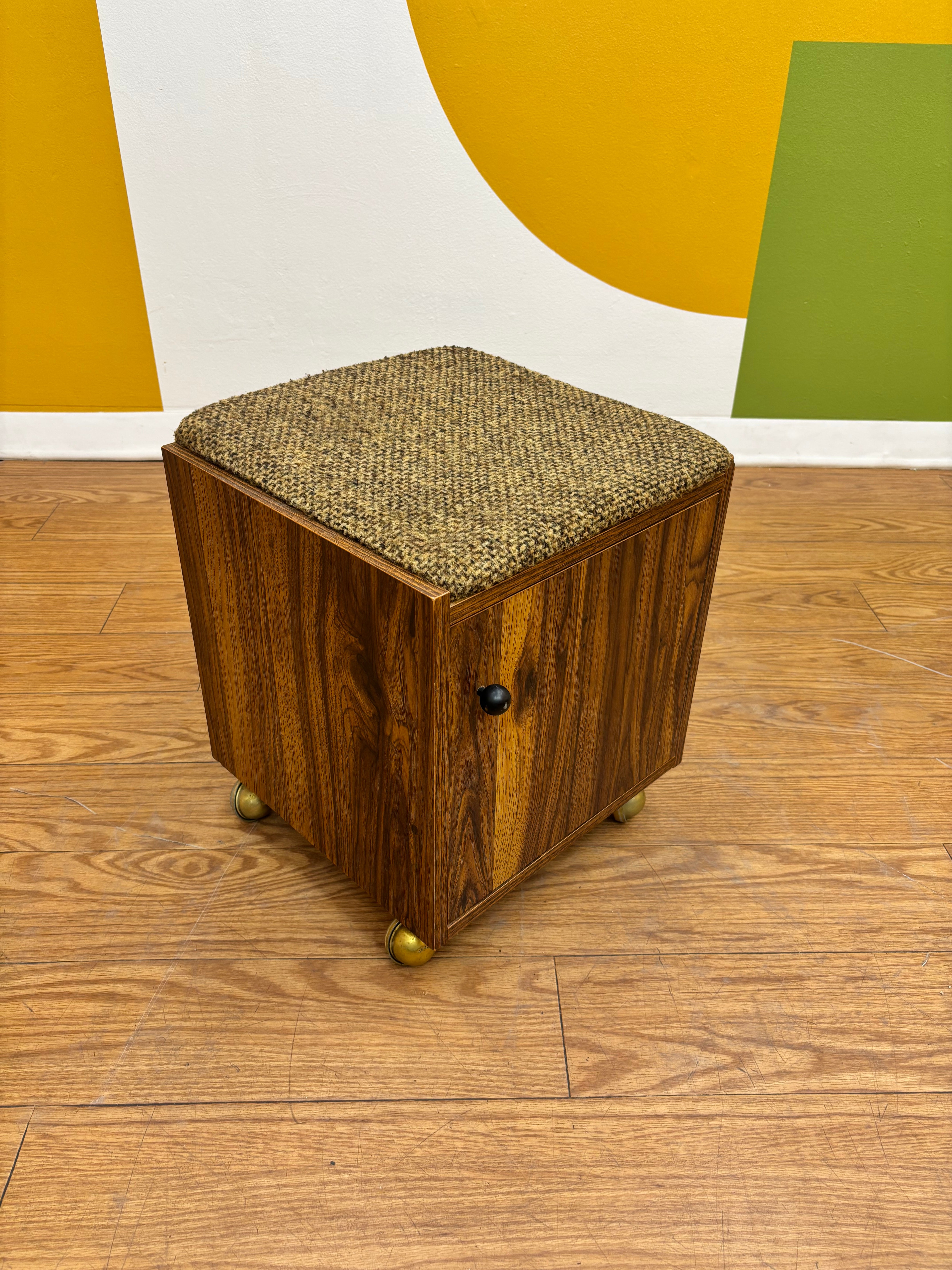 Rolling Stool with Storage