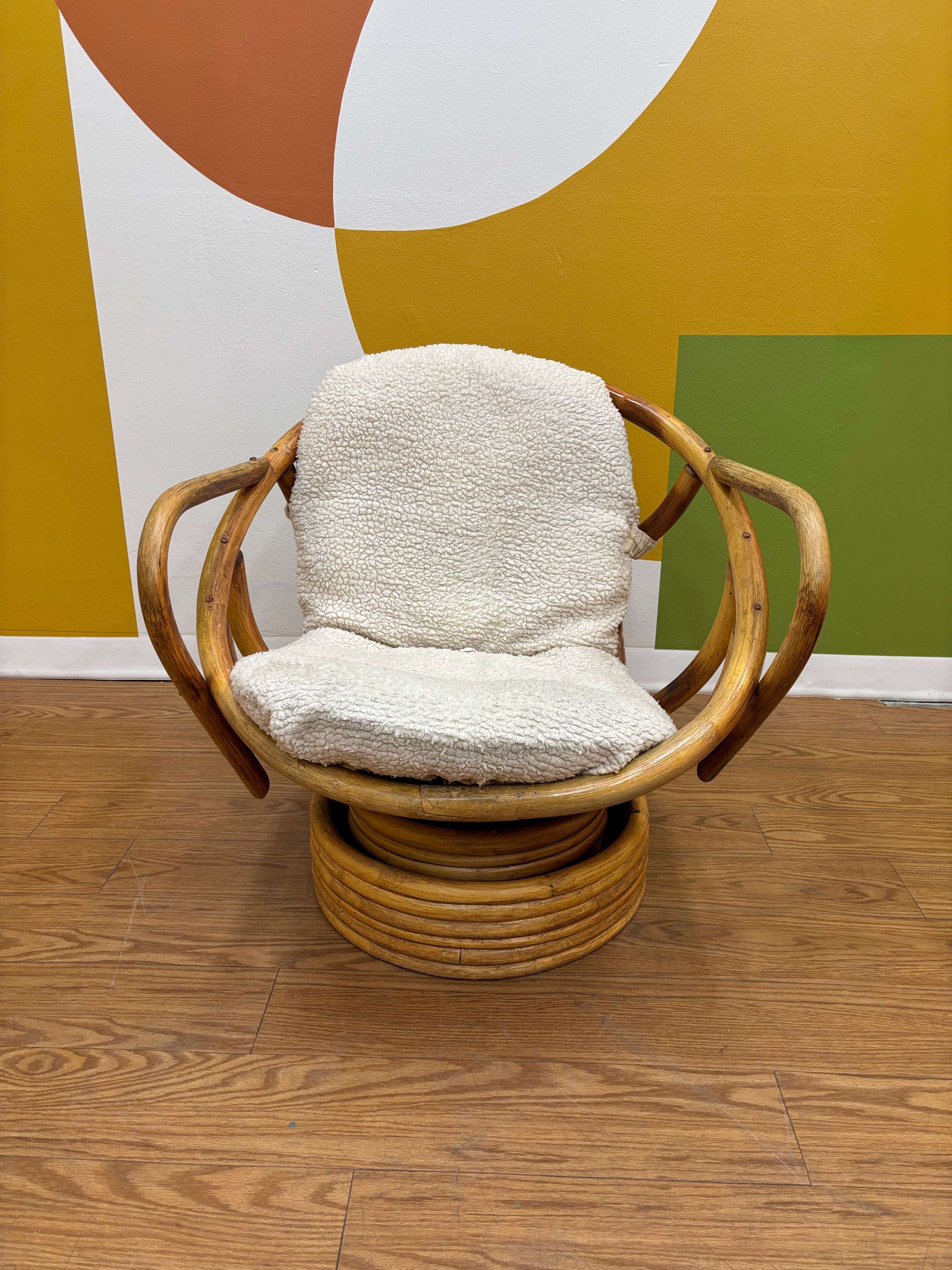 Egg Swivel Chair