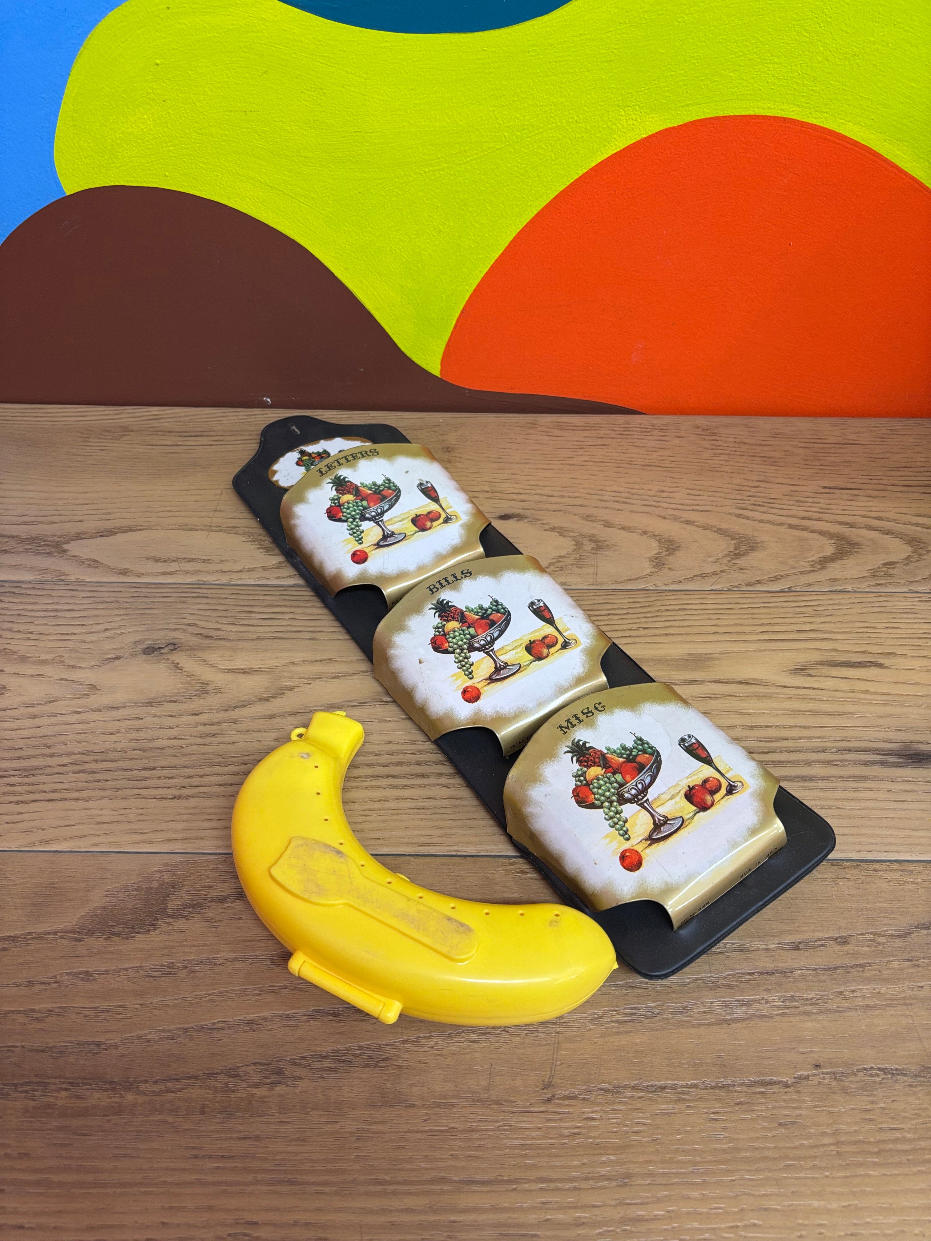 Tin Wall Letter Mount