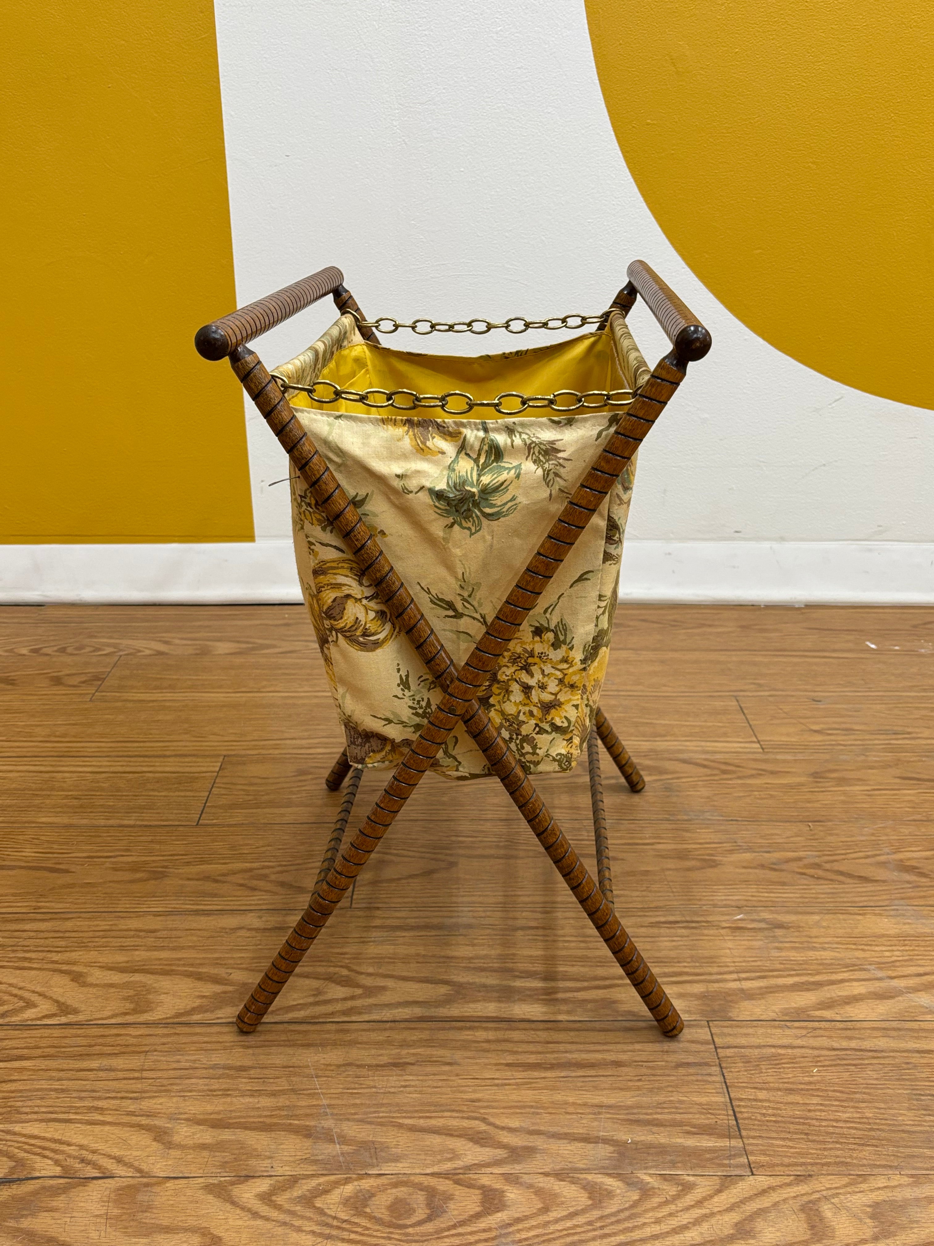 Standing Sewing Basket