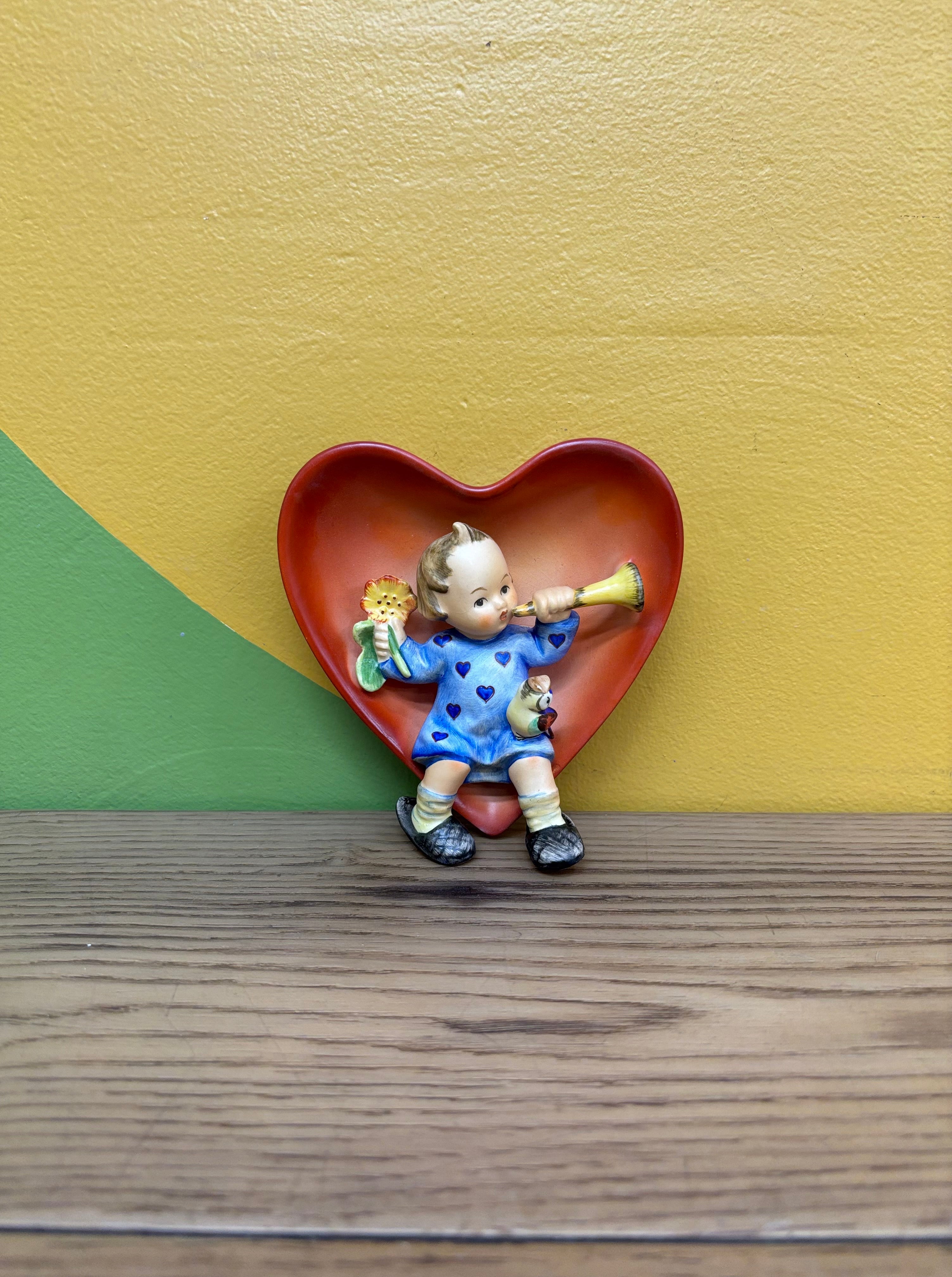Goebel Hummel Figurine - Tuneful Good Night