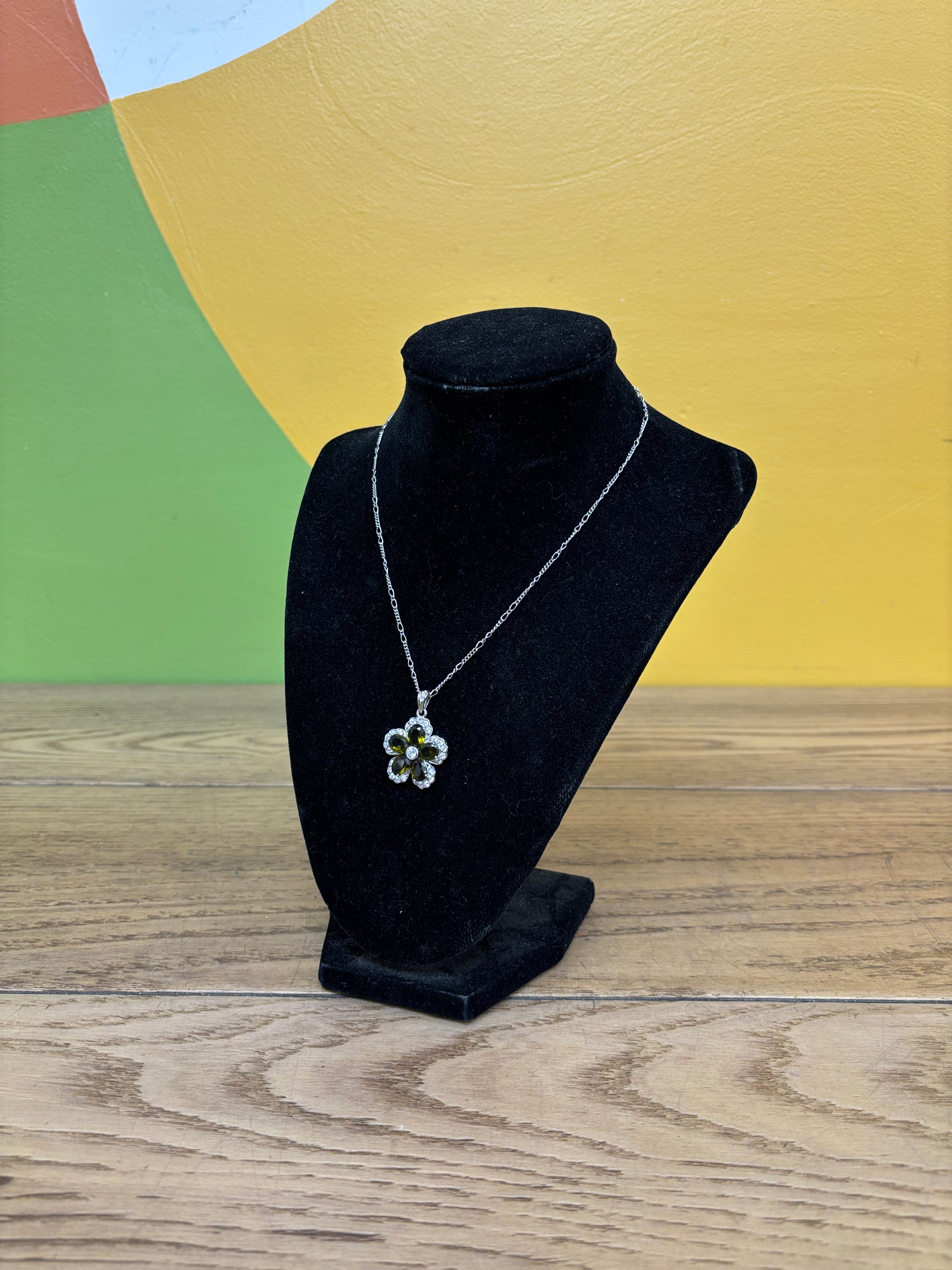 Silver Tone Flower Necklace
