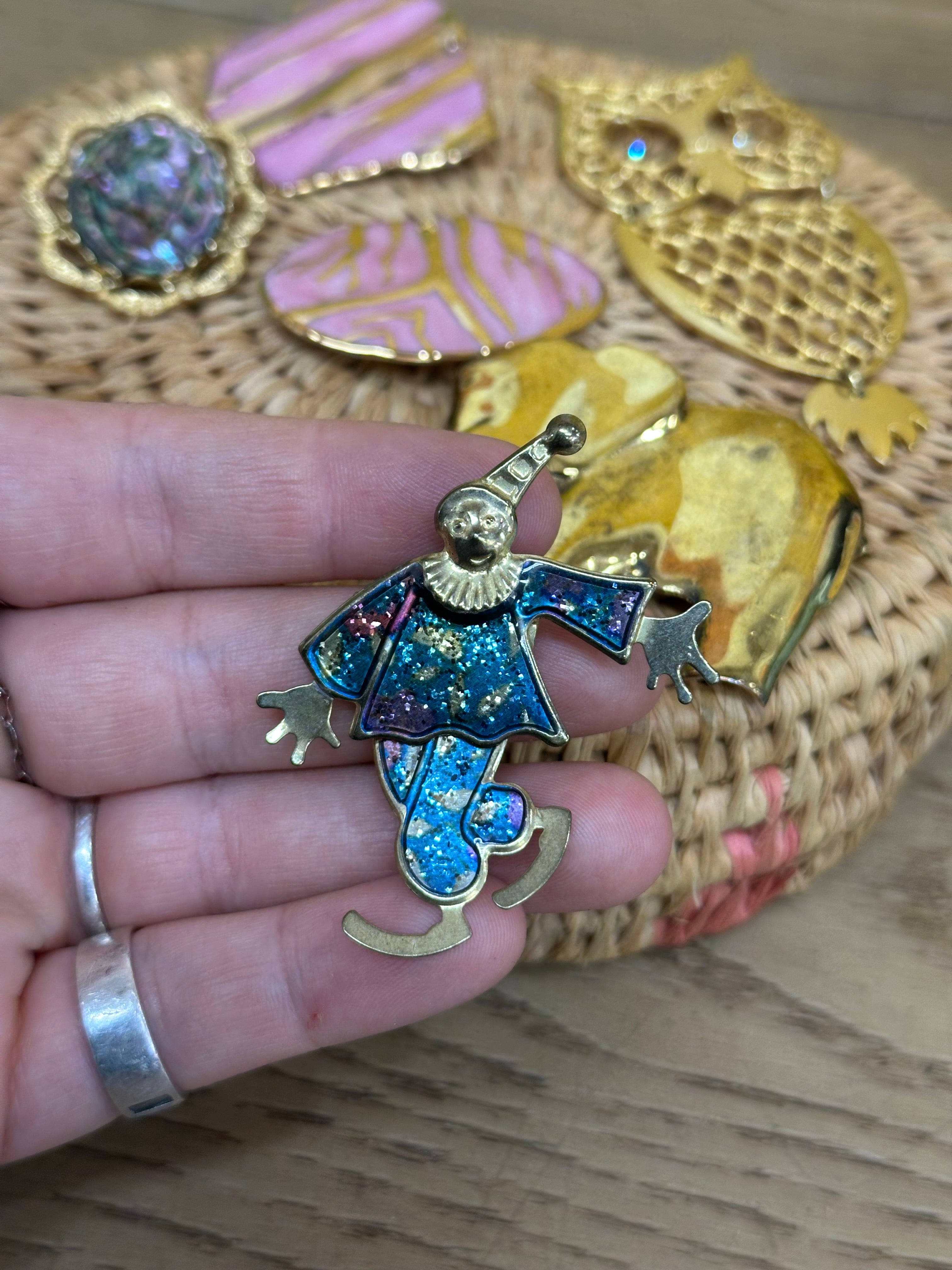 Bundle of Gold Tone Brooches