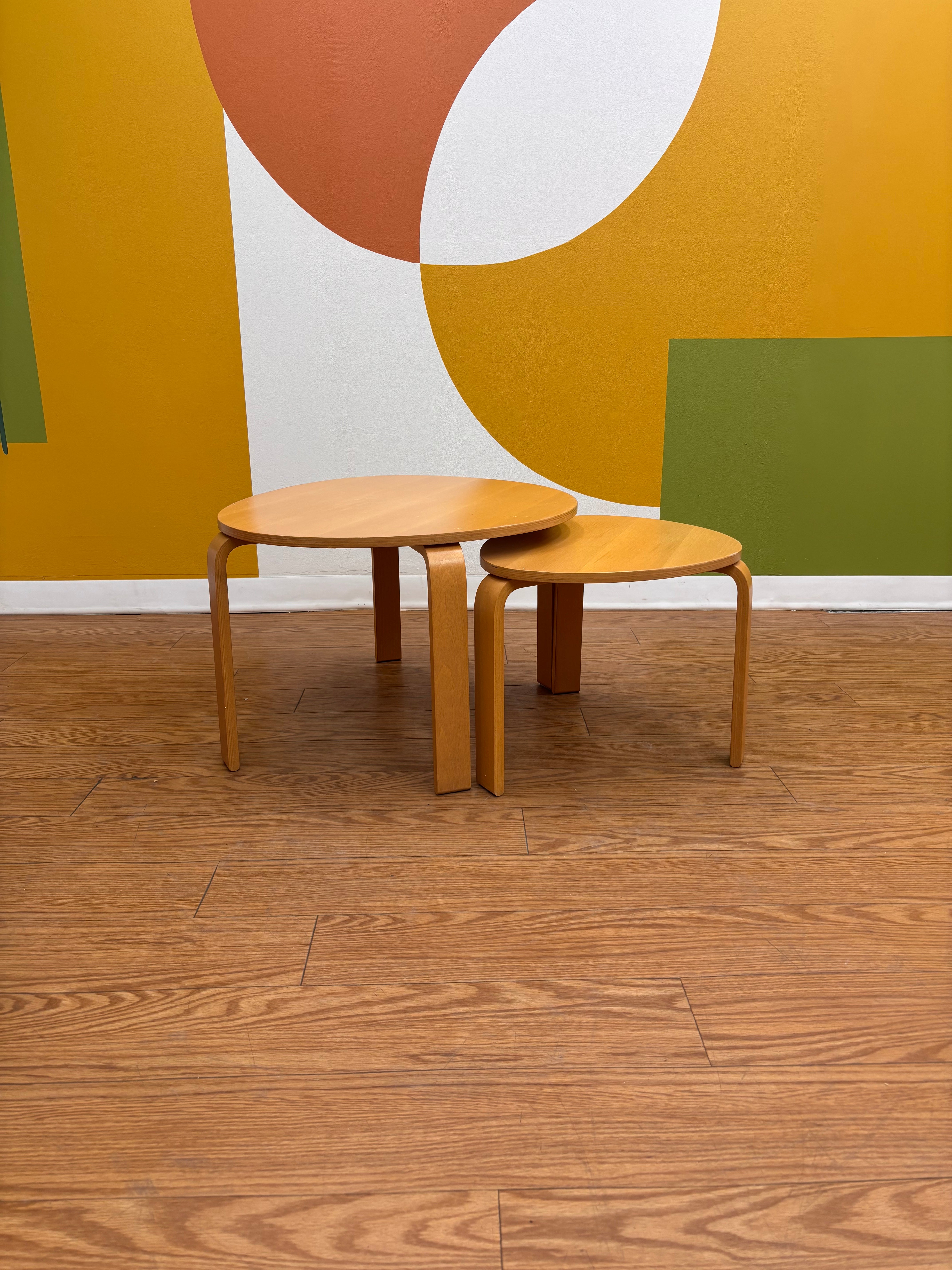 Nesting Tables (2)