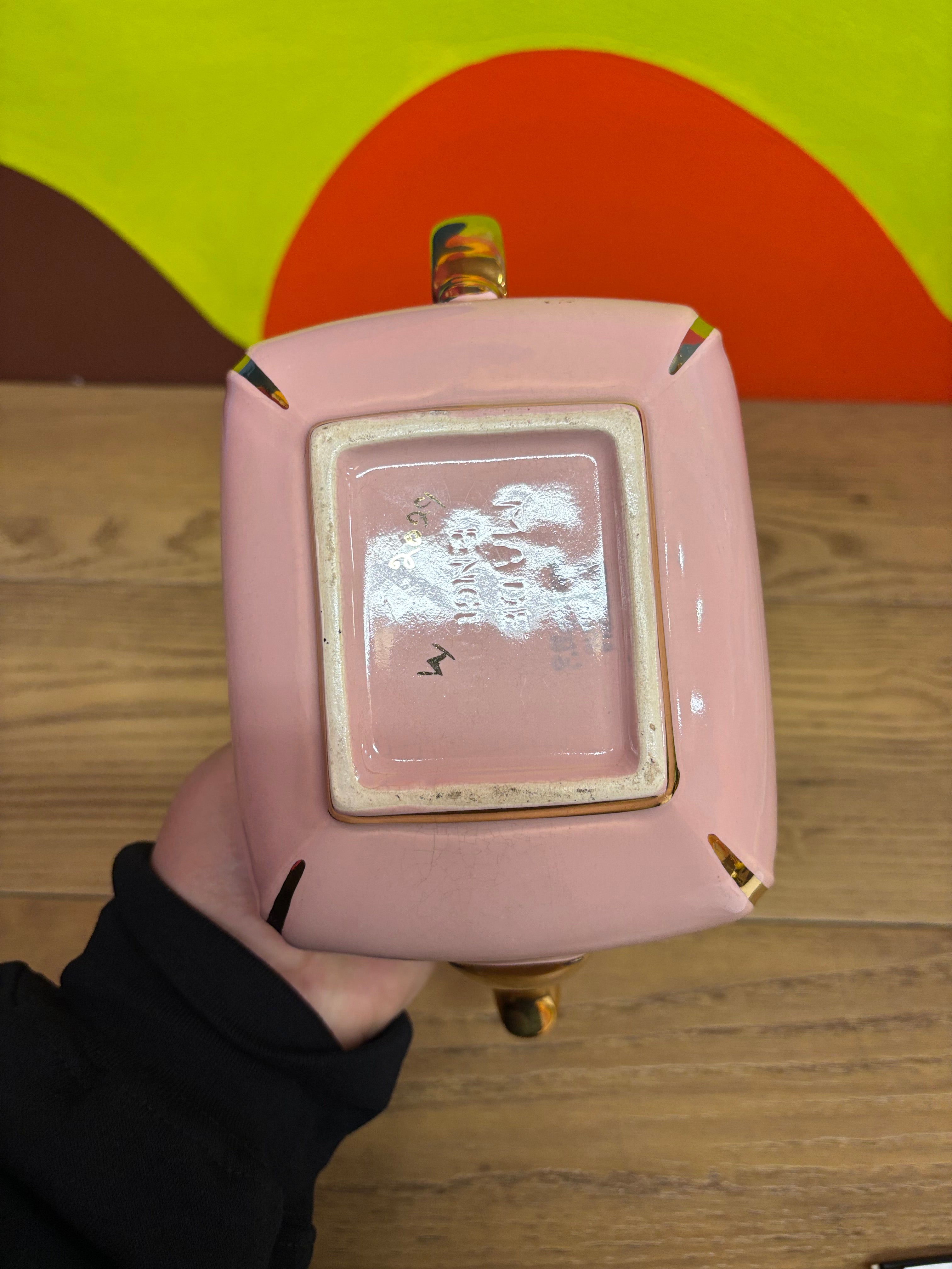 Pink Teapot (Ellgreave Pottery Co.)