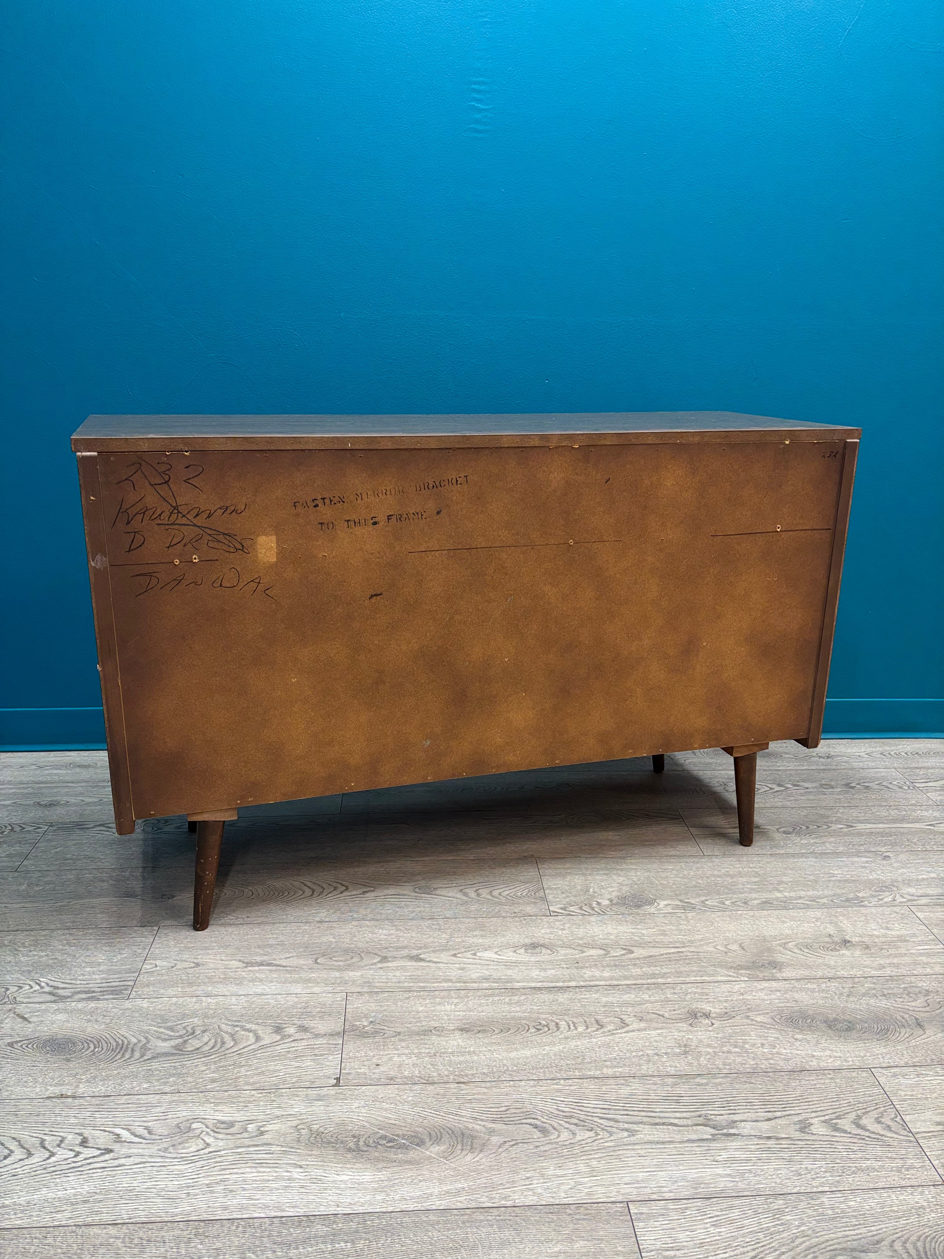 Wood 6 Drawer Dresser