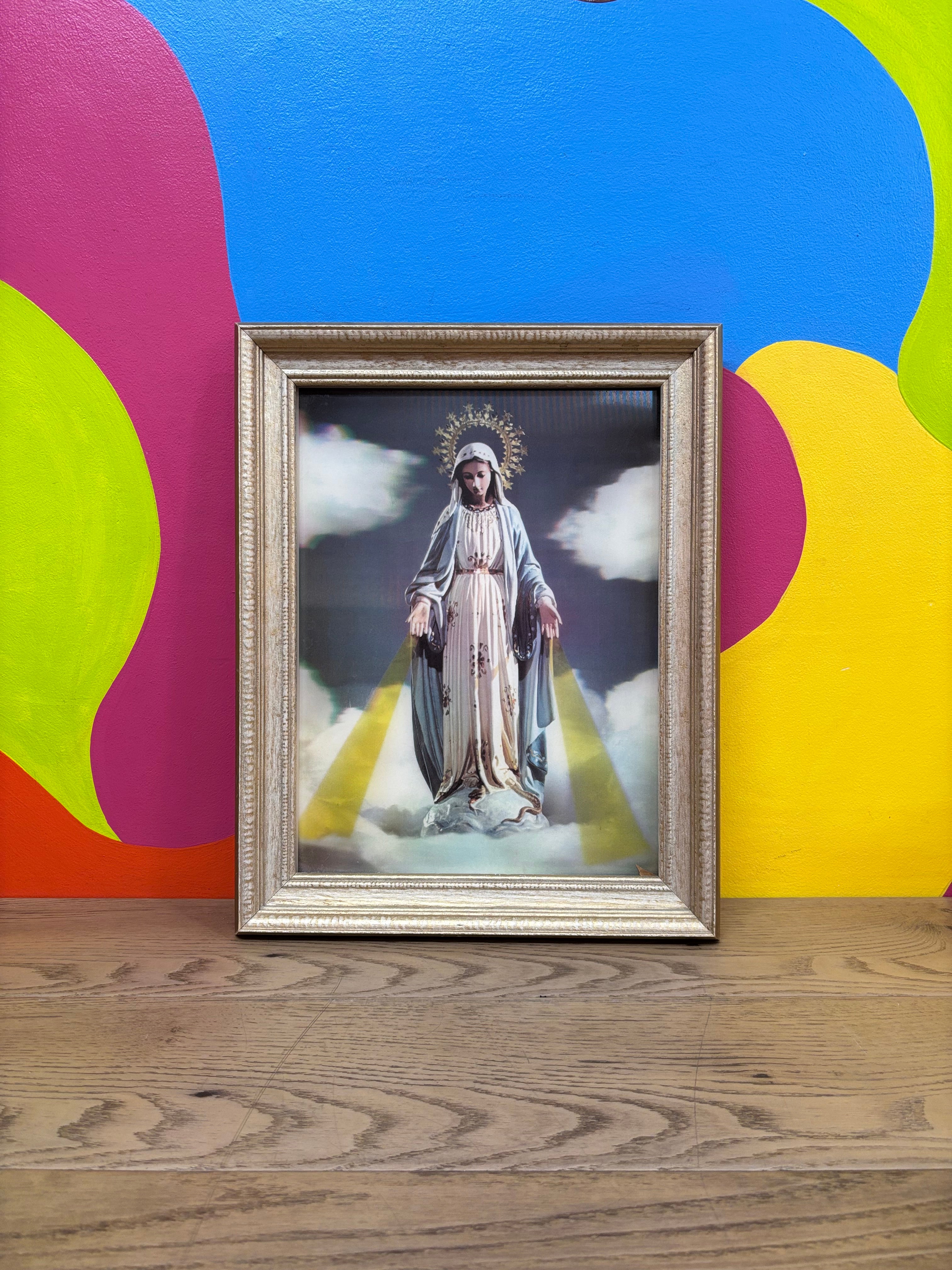 Framed Lenticular Mary Print