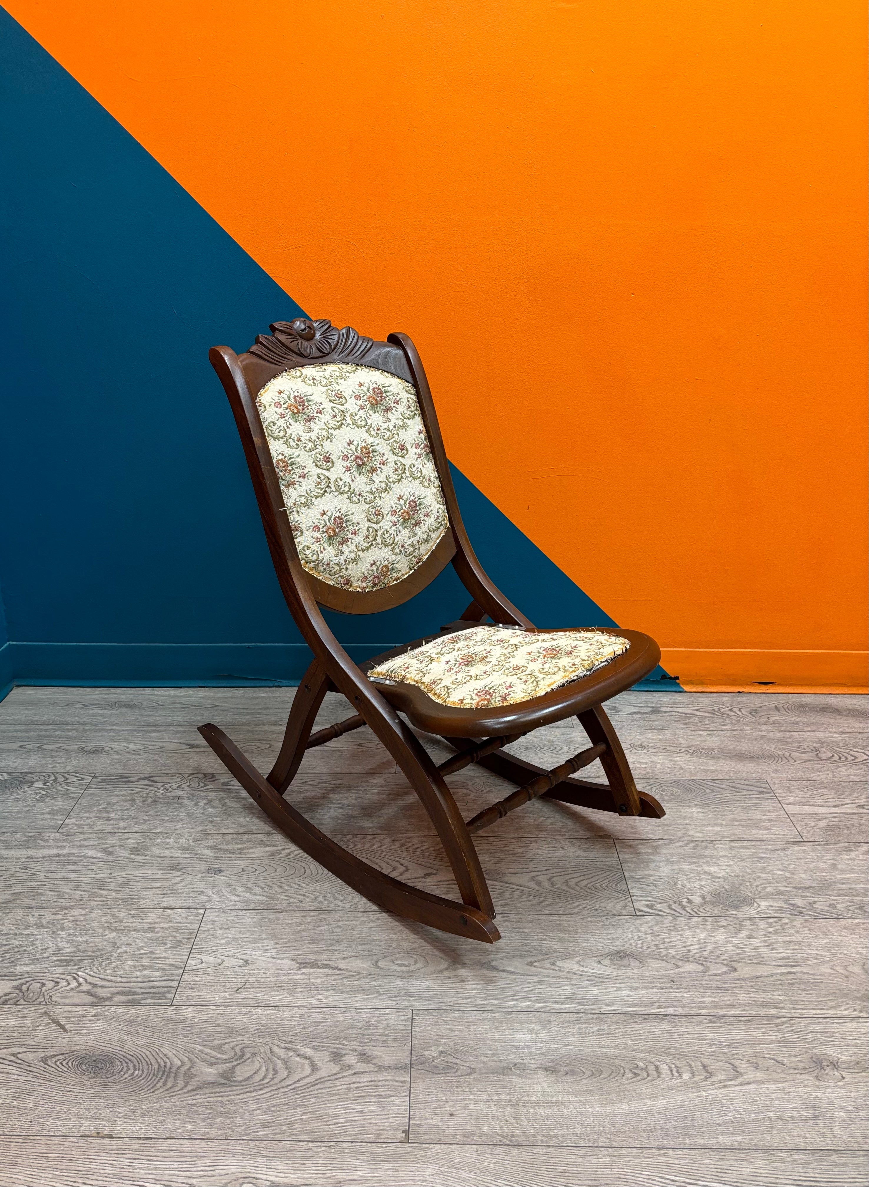 Folding Wood Rocking Chair