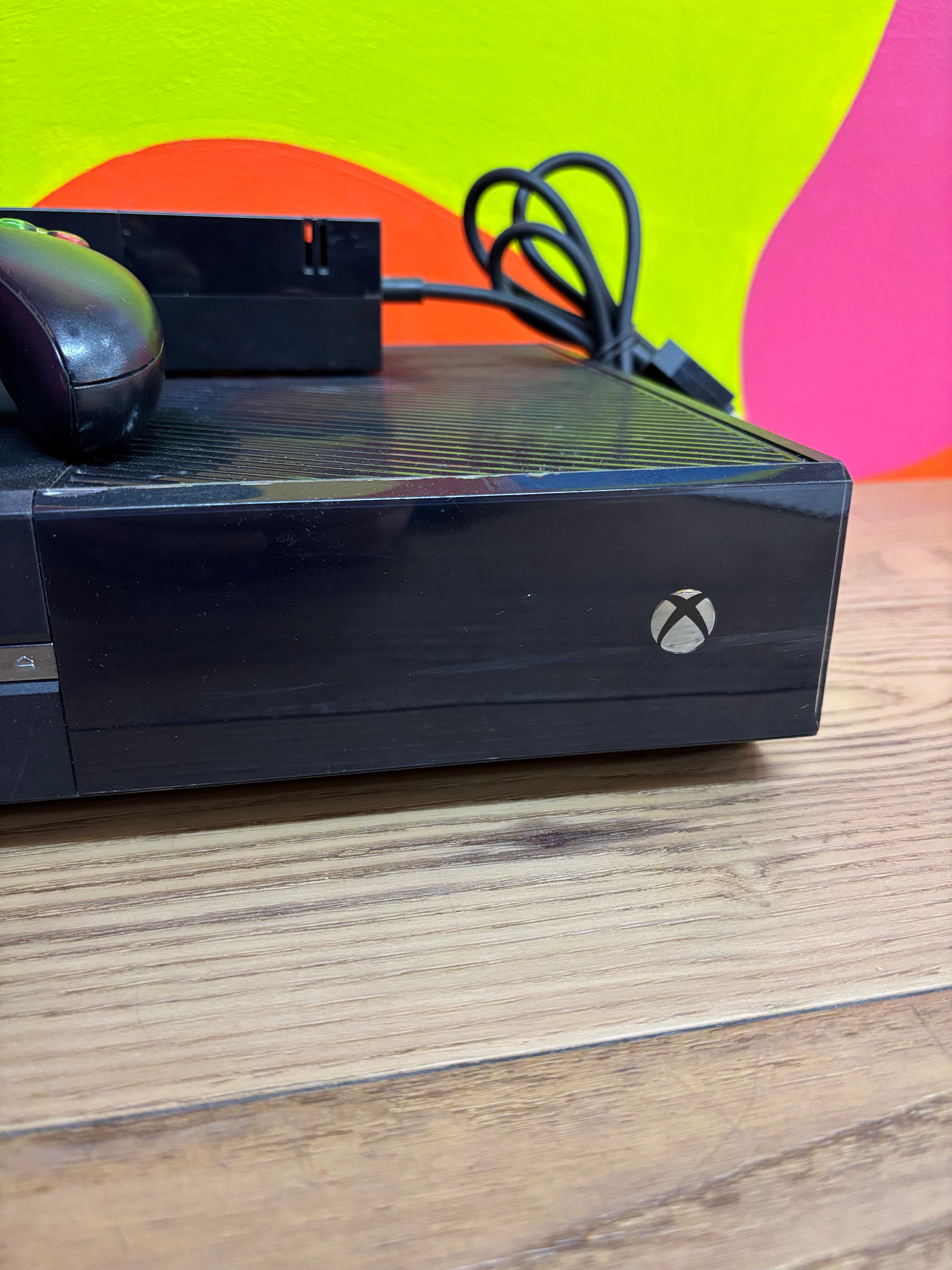 Xbox One Console & Controller