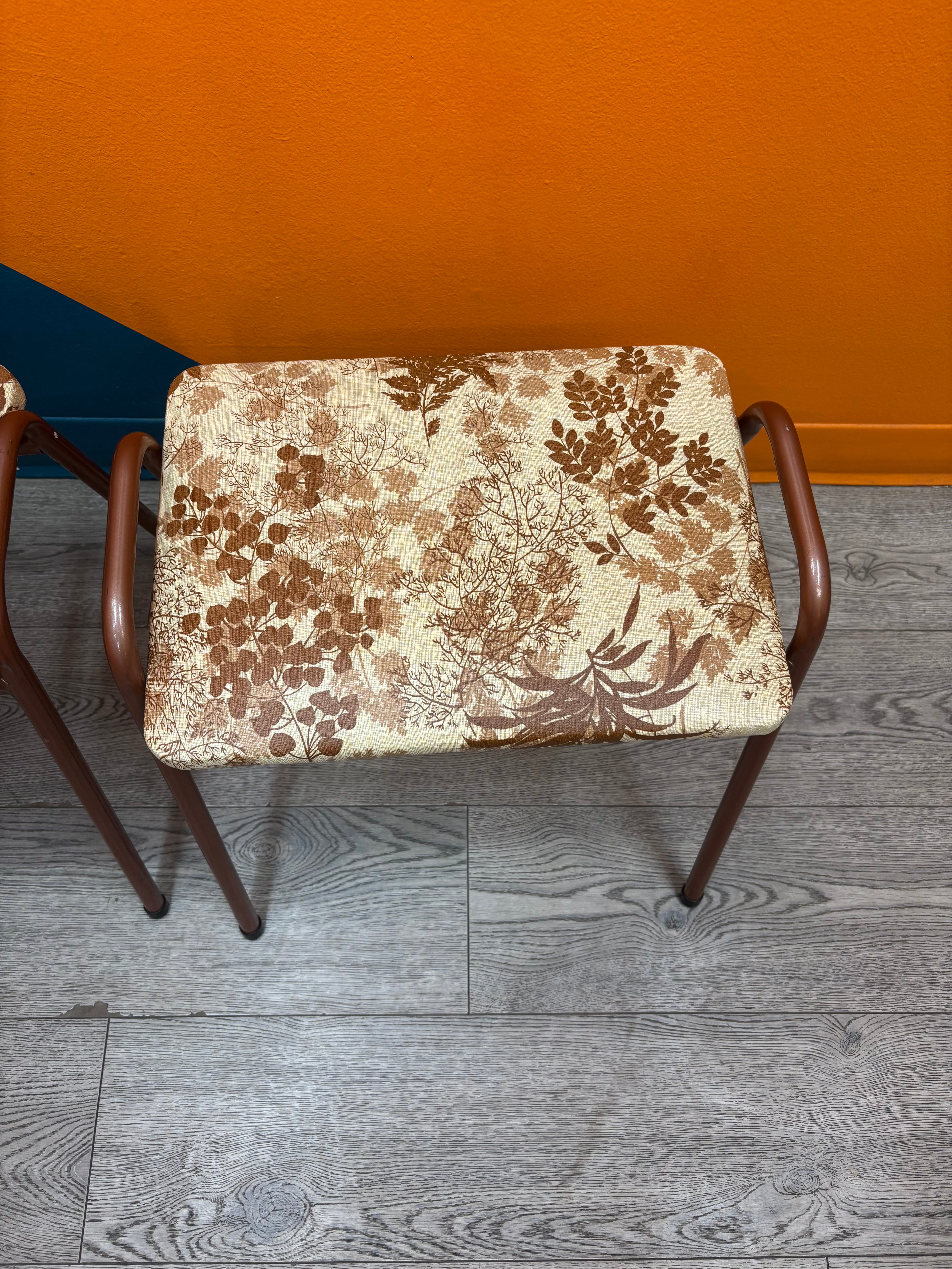 Stacking Leaf-Patterned Vinyl Stools (Set of 3)