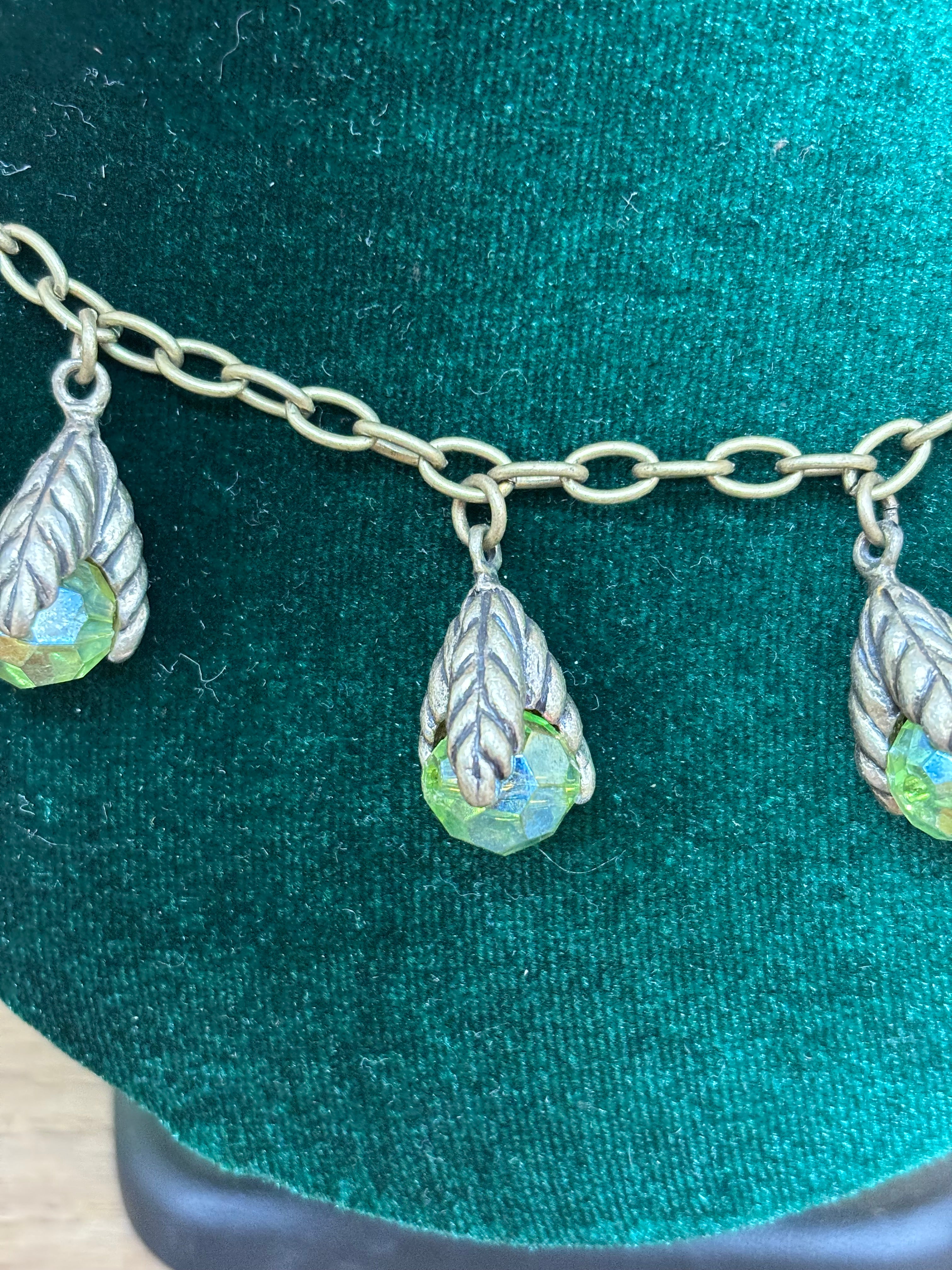 Dangling Teardrop Necklace