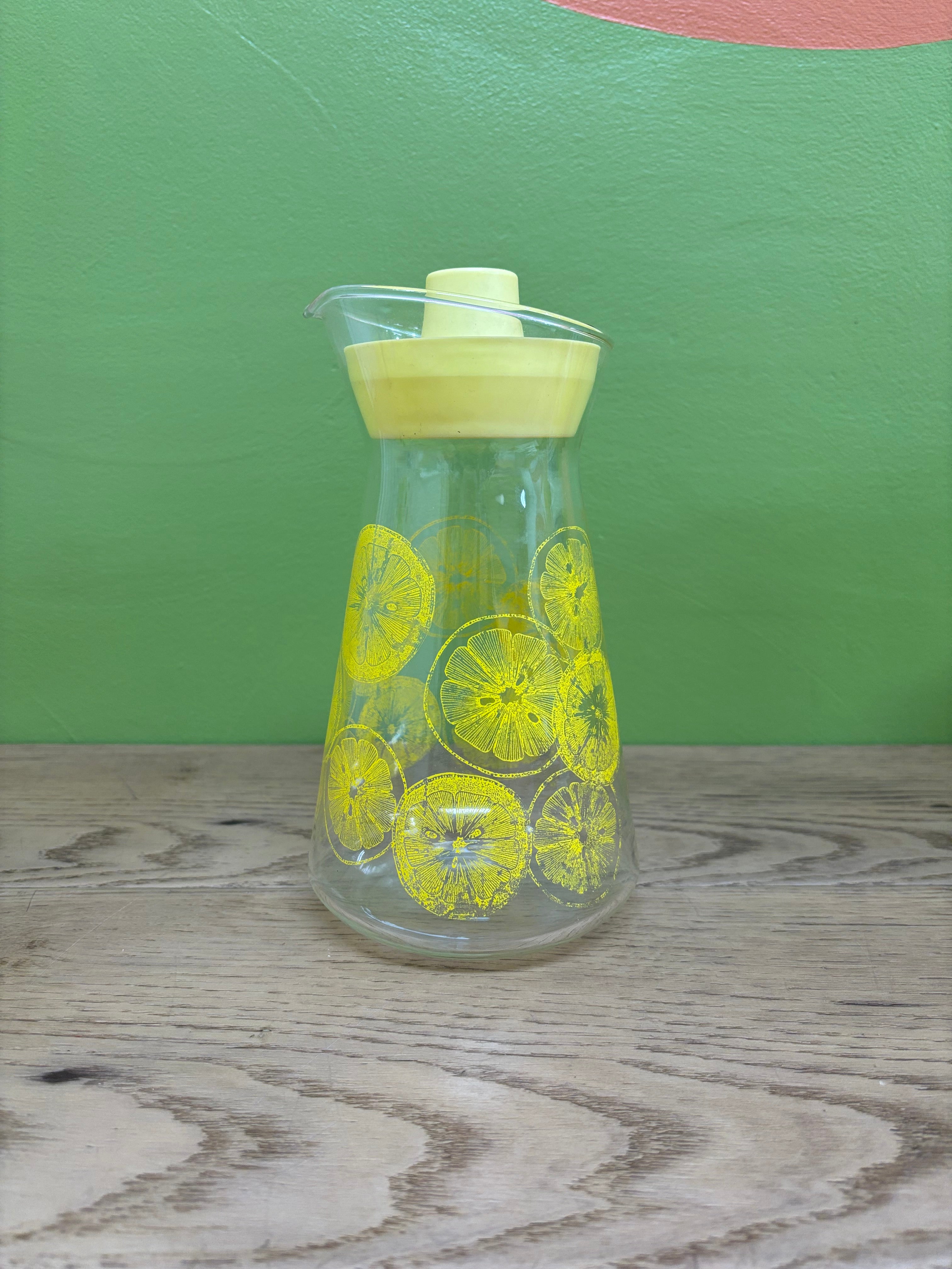 Small Pyrex Juice Jug