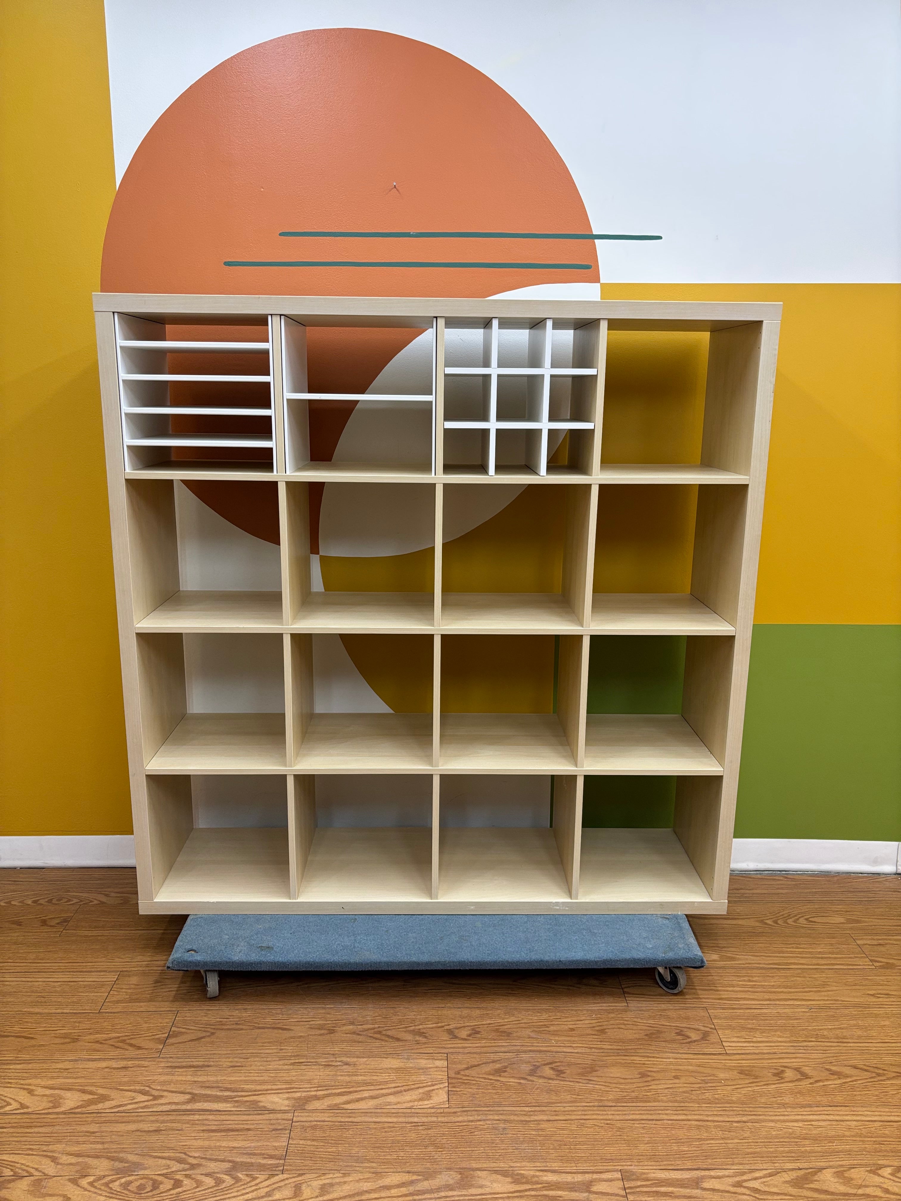 16 Cube Kallax Shelf with Inserts