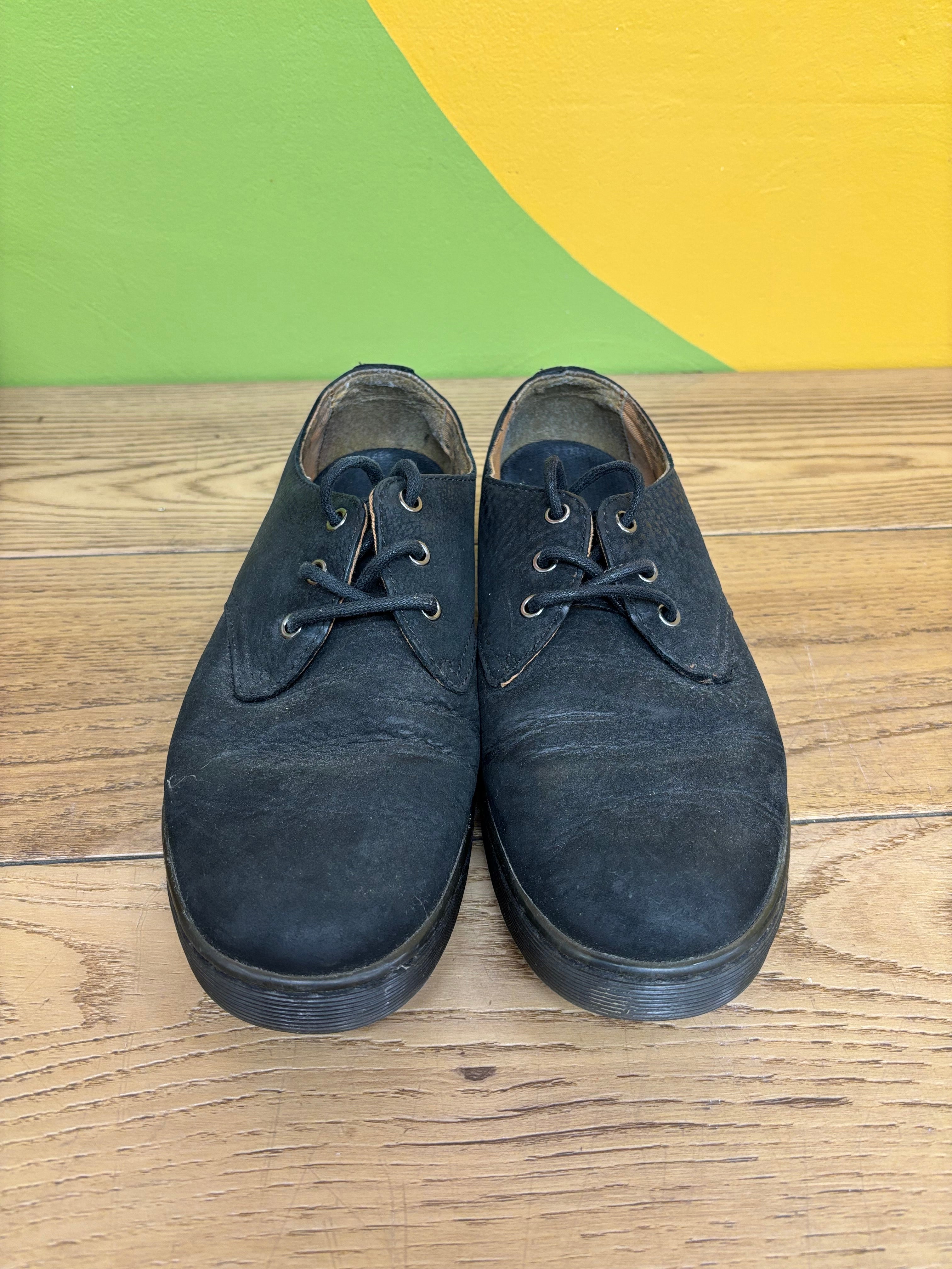Dr. Martens Coronado Shoes (Men's 10/Ladies 11)