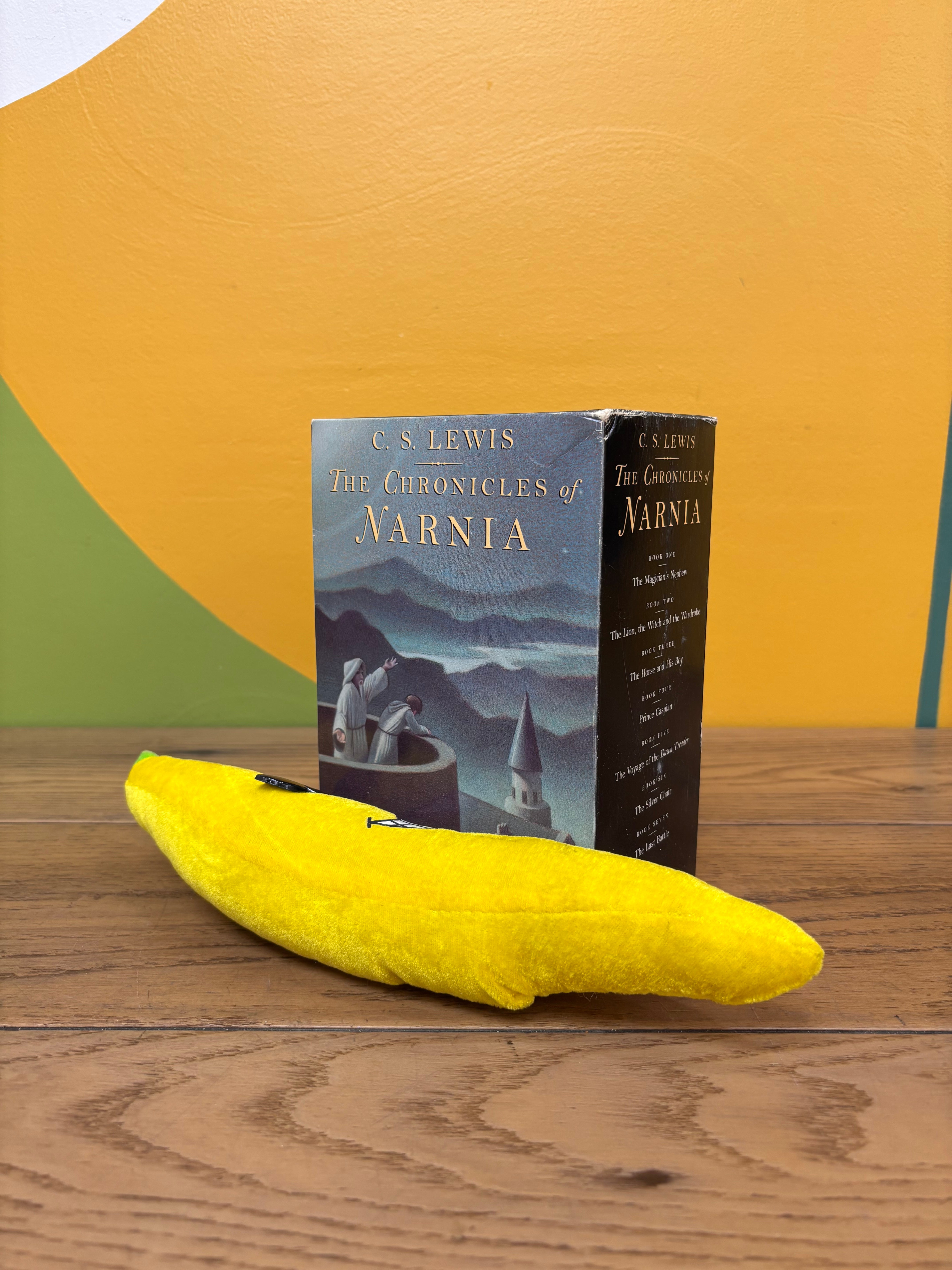 The Chronicles of Narnia Paperback Box Set 1994