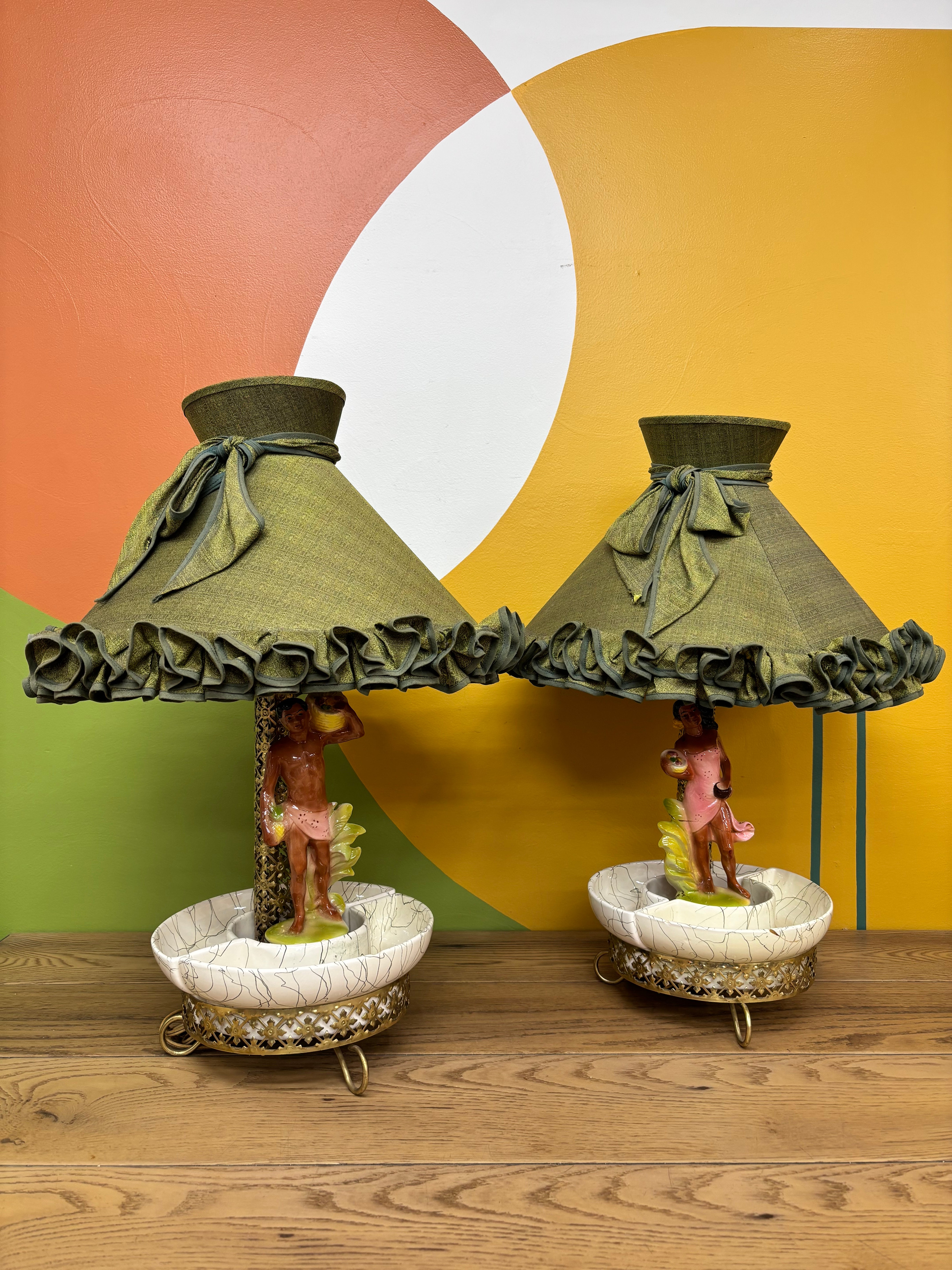 Set of 2 Hawaiian Themed Lamps