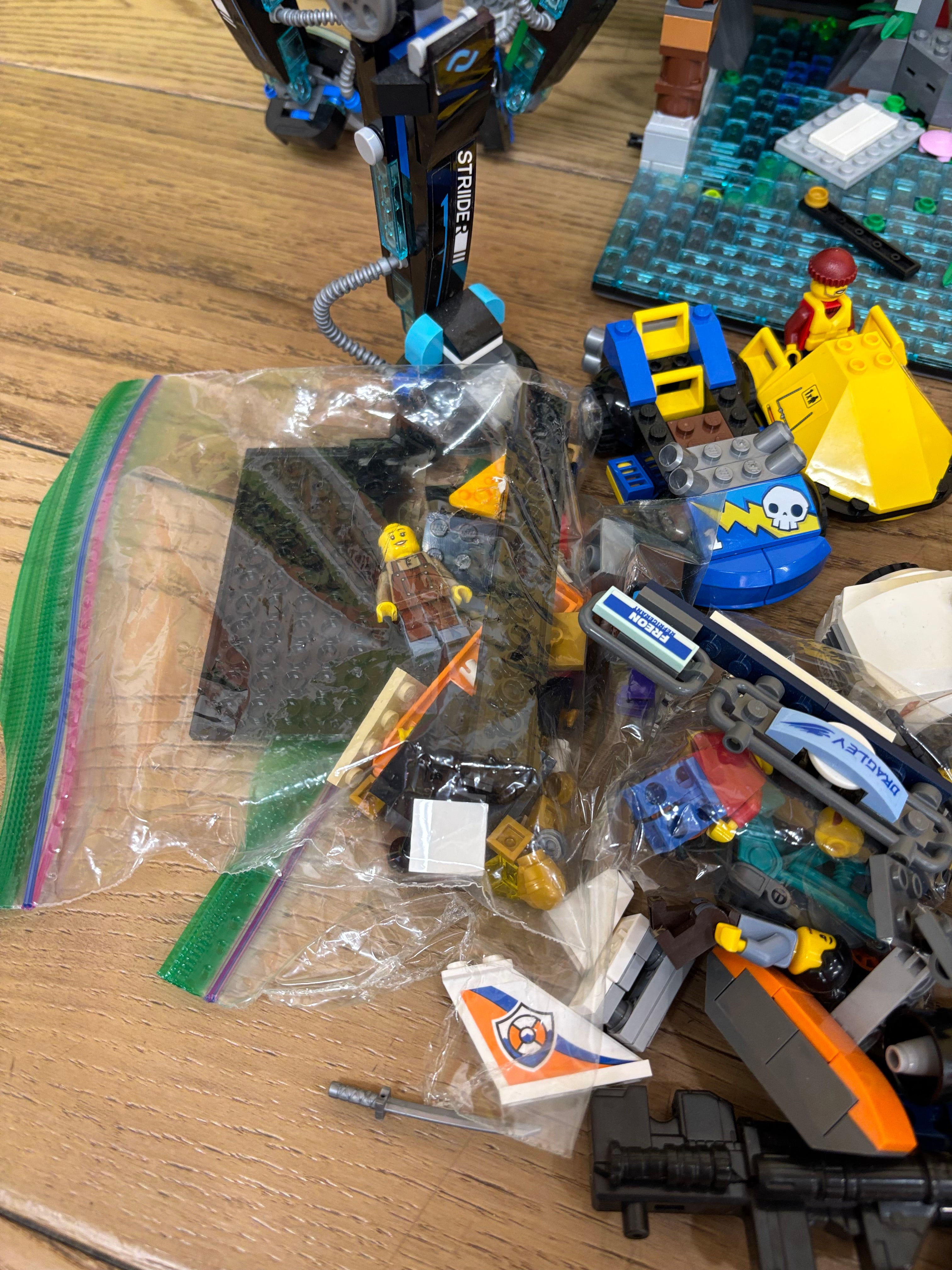 Large Box of Assorted Lego