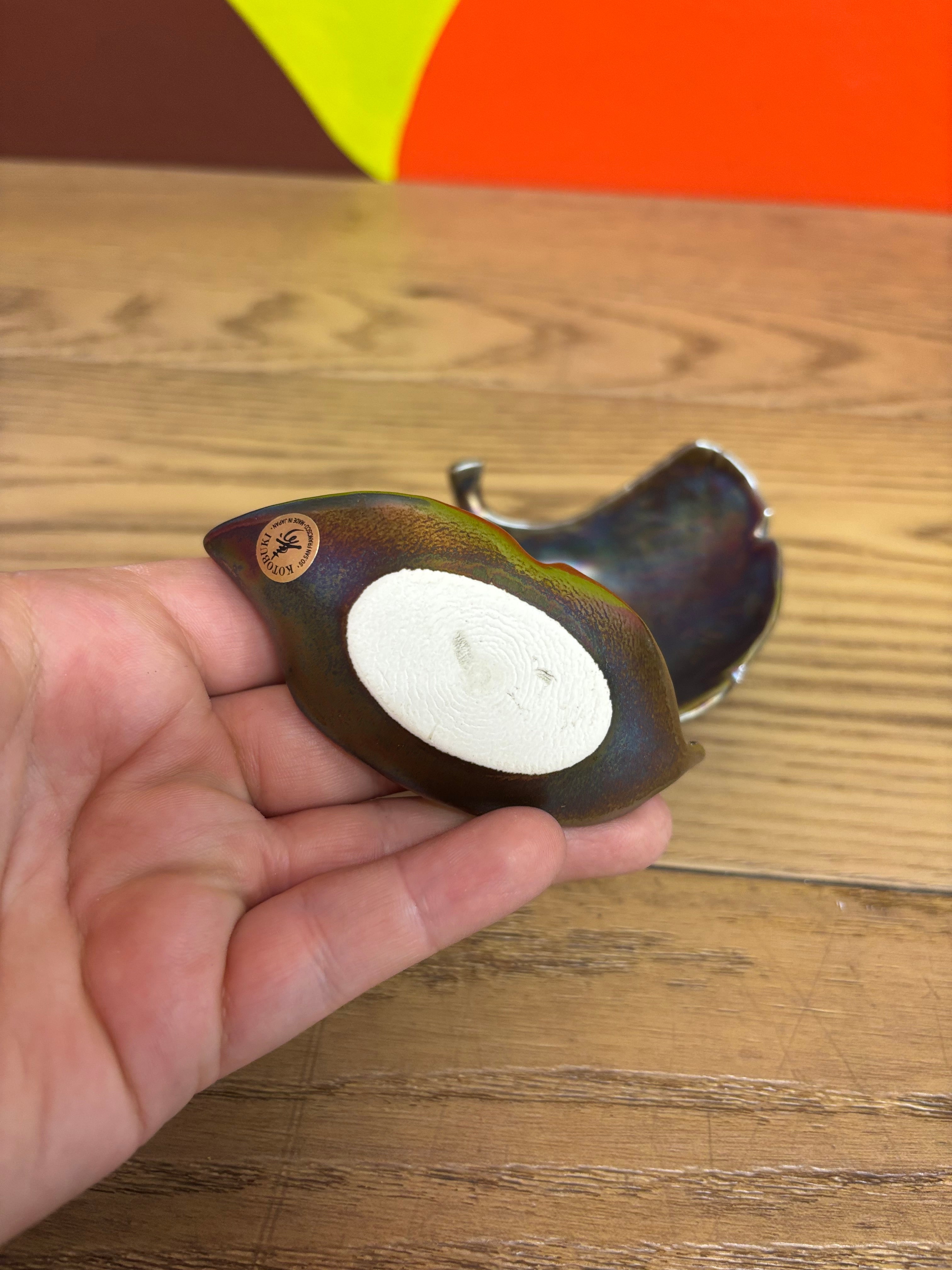 (2) Small Kotobuki Leaf Dishes