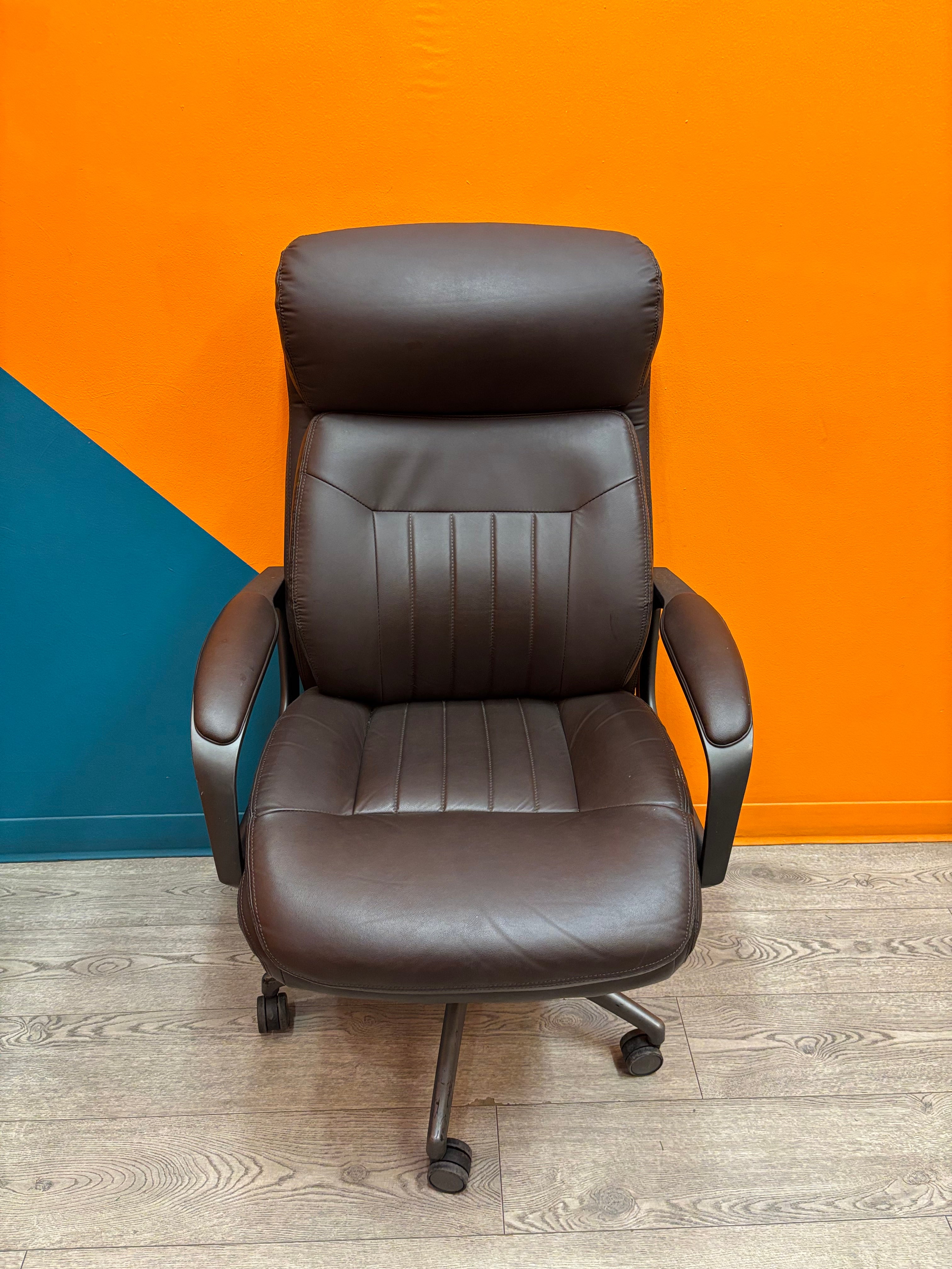 La-Z-Boy Calix Executive Office Chair