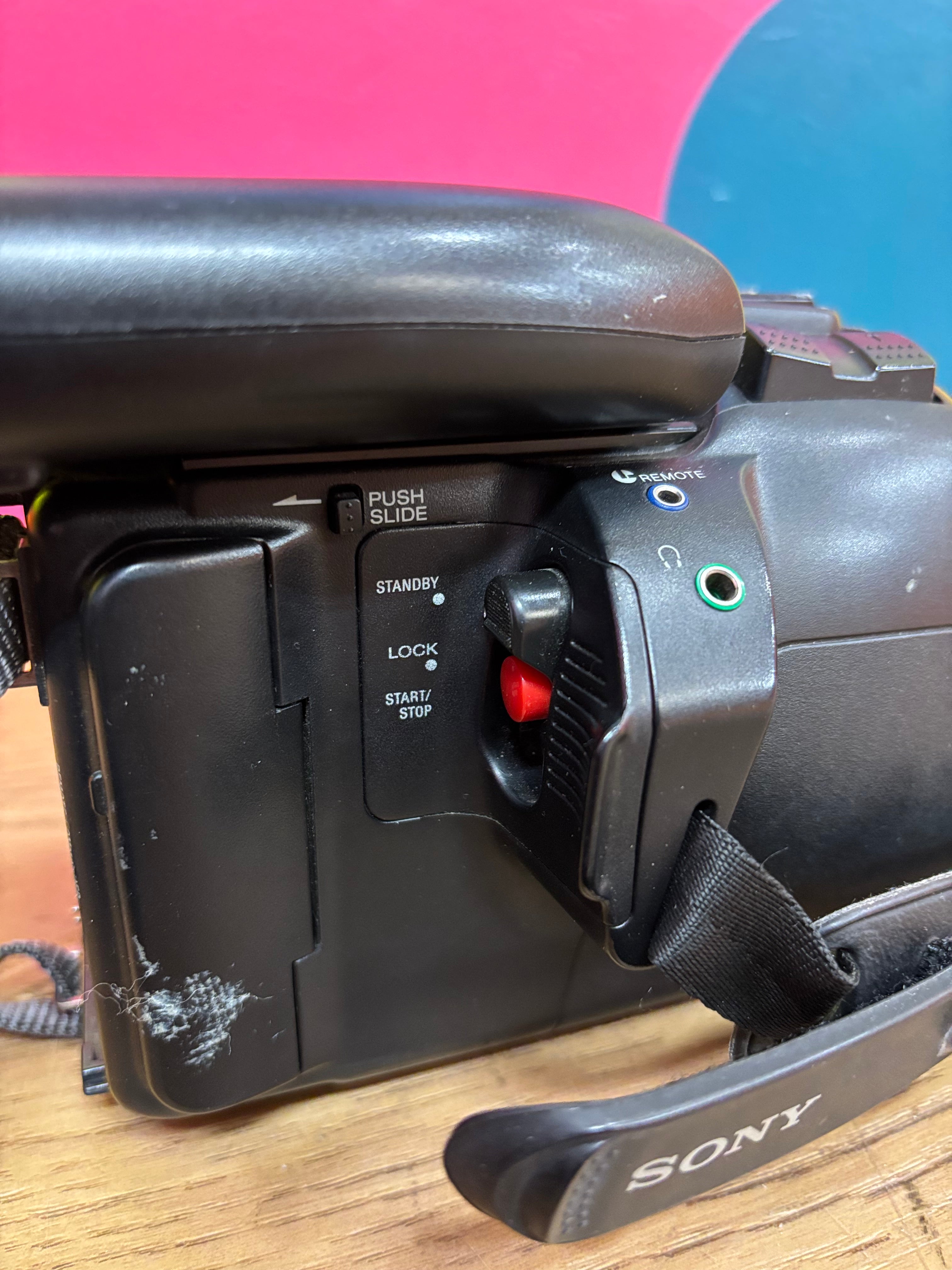 Sony Handycam Video 8 Camcorder (CCD-F77)